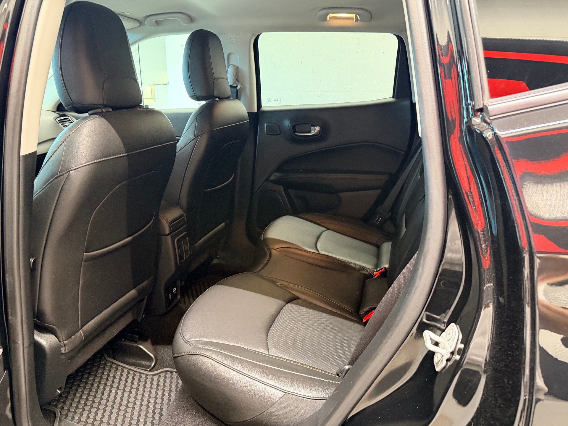JEEP Compass 1.4 Turbo Limited AWD 9ATX-image-14