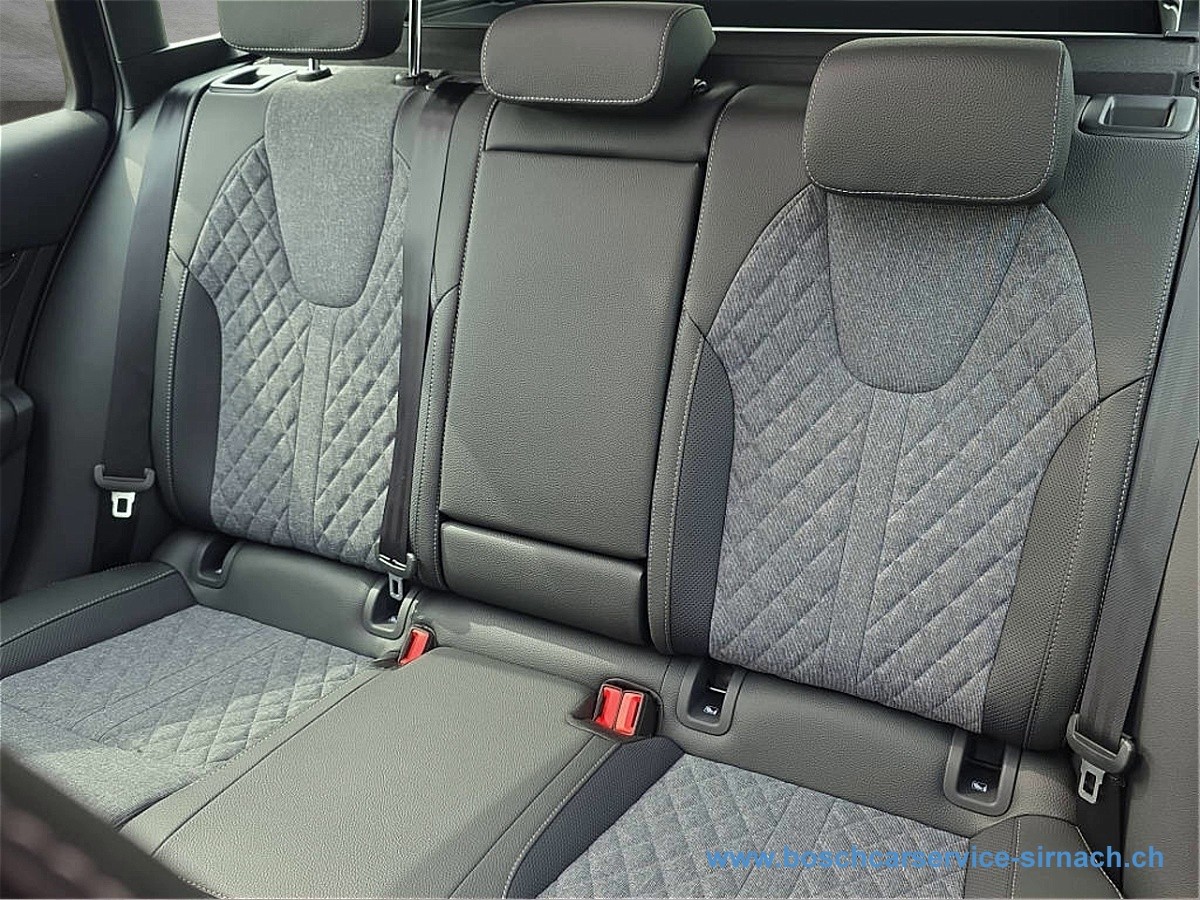 SKODA Octavia Combi 2.0 TSI DSG Sport Line 4x4-image-10