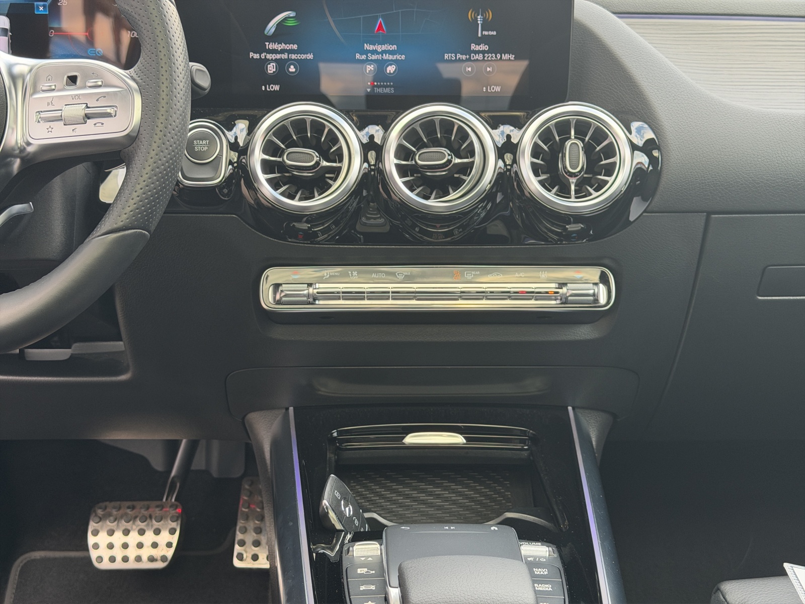 MERCEDES-BENZ EQA 350 4M Swiss Star AMG-image-11