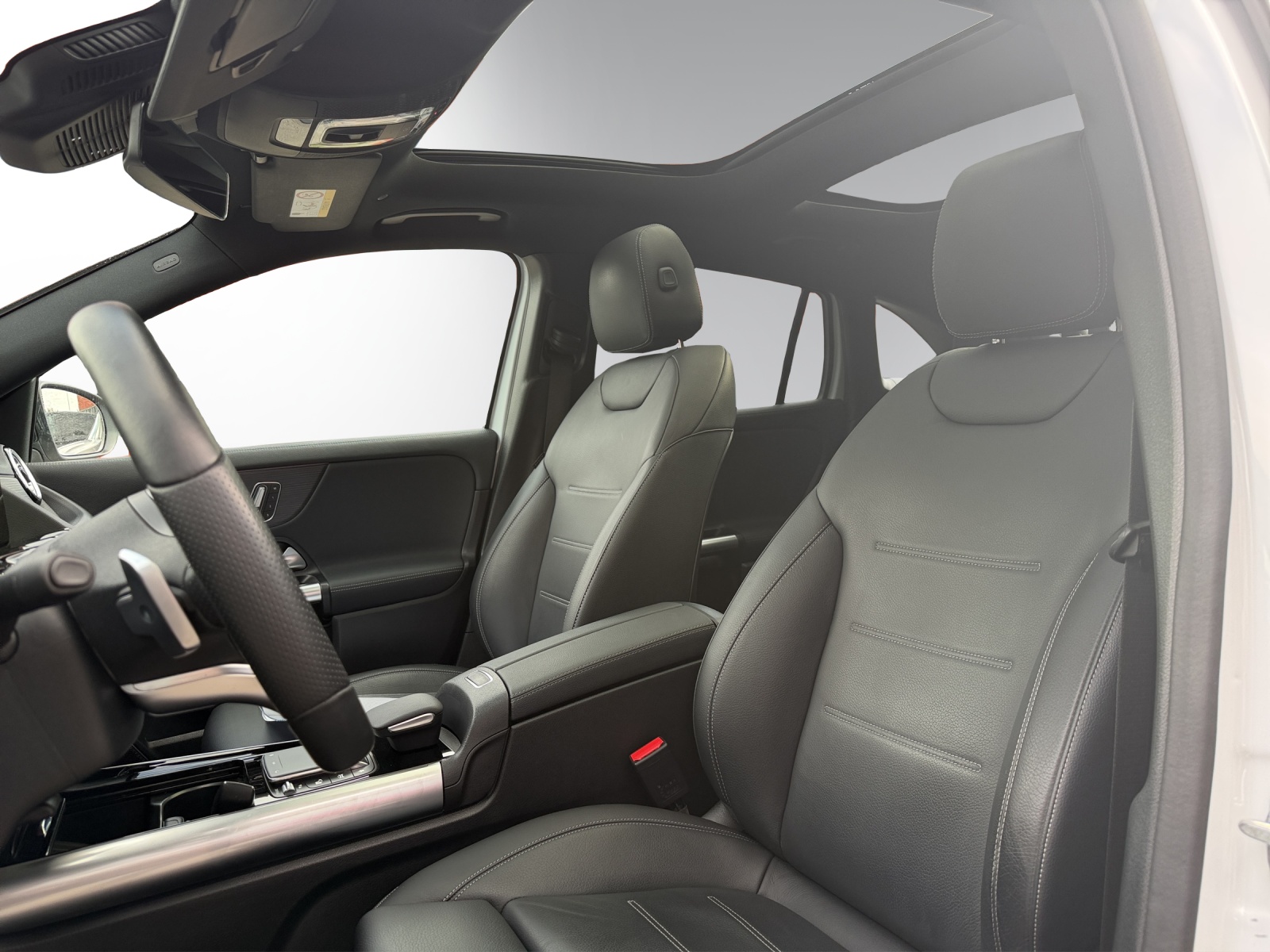 MERCEDES-BENZ EQA 350 4M Swiss Star AMG-image-9