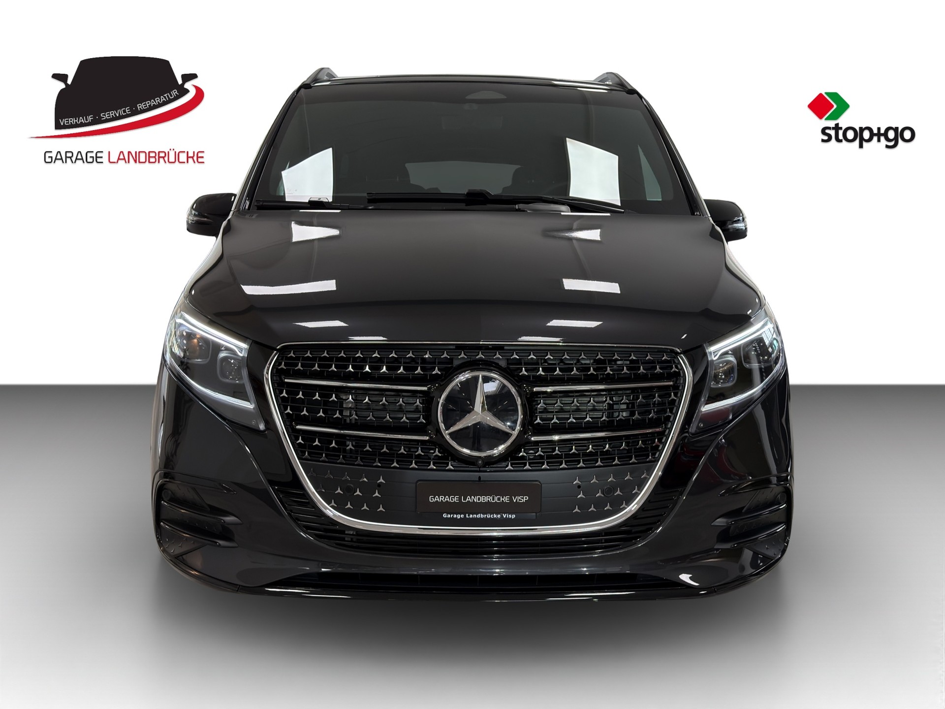 MERCEDES-BENZ V 300 d lang 4Matic Swiss Edition 9G-Tronic-showroom-element-2