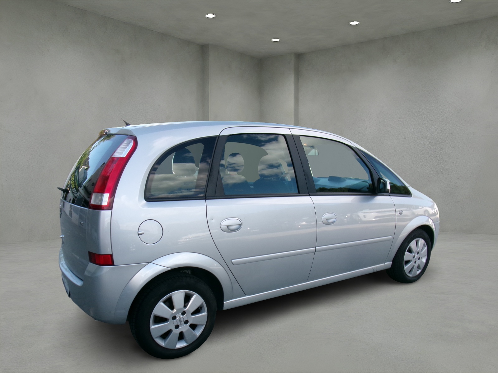 OPEL Meriva 1.4 TP (Essentia)-showroom-element-2