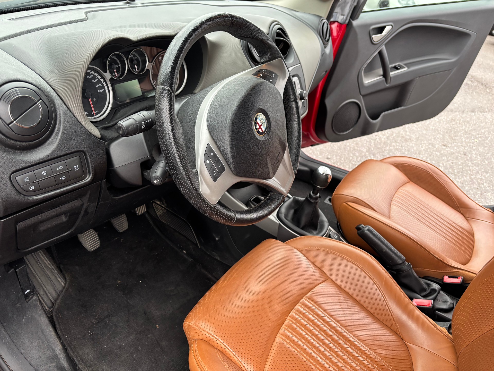 ALFA ROMEO MiTo 1.4 Progression-image-10