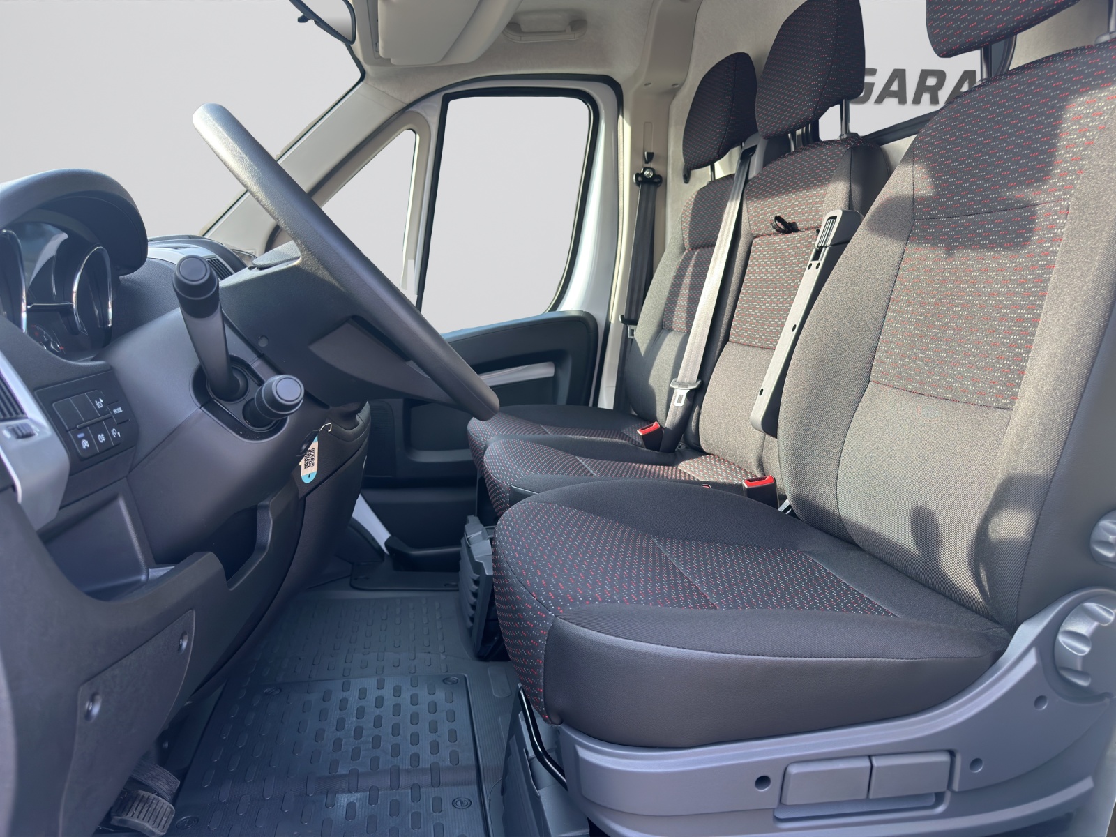 PEUGEOT Boxer 2.2 HDI 335 L2H2-image-4