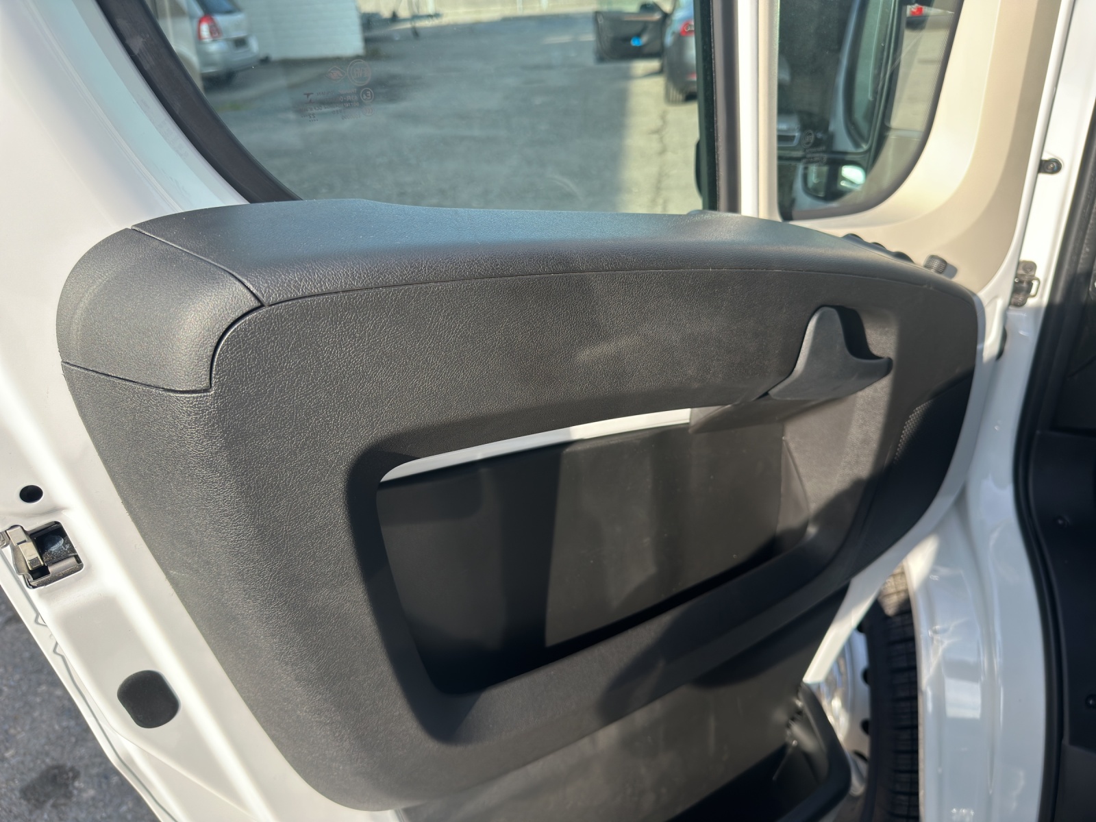 PEUGEOT Boxer 2.2 HDI 335 L2H2-image-12