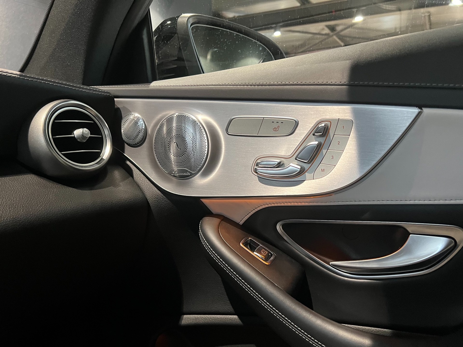 MERCEDES-BENZ C 63 S AMG Edition 1 Speedshift-image-11