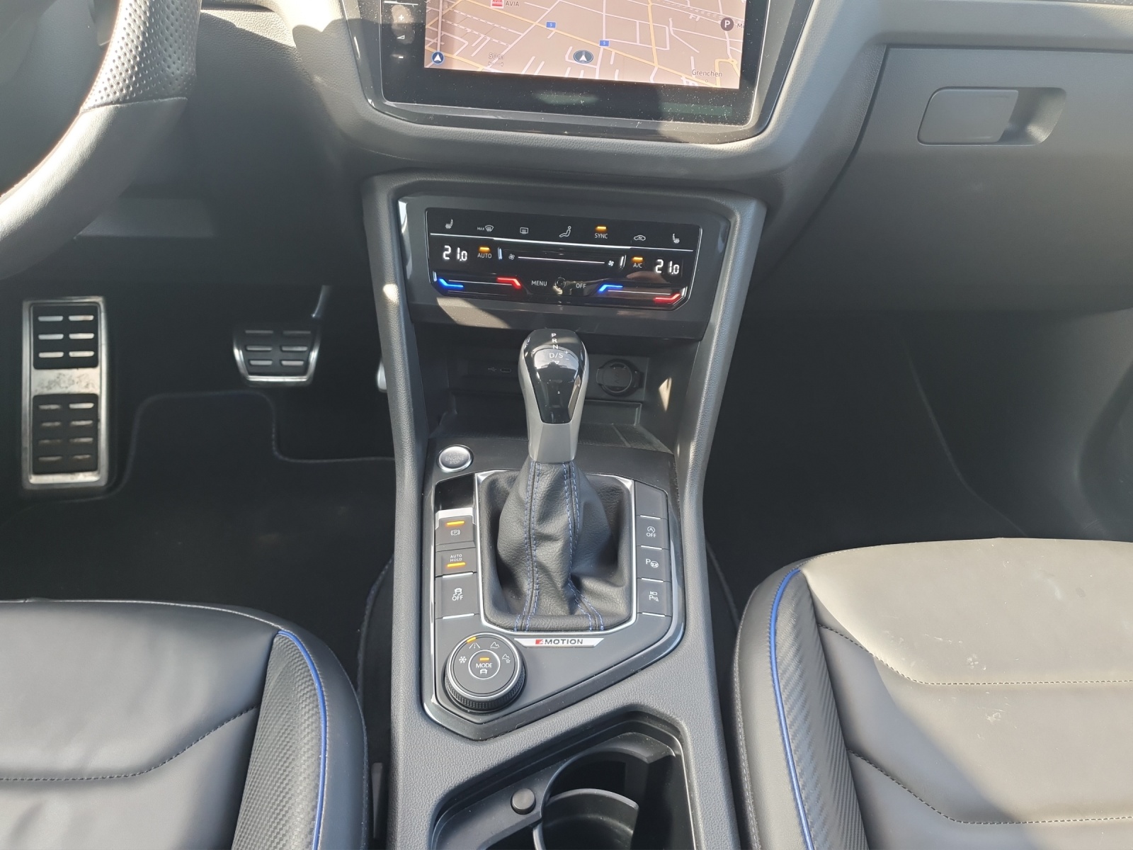 VW Tiguan 2.0 TSI R DSG 4 Motion-image-14