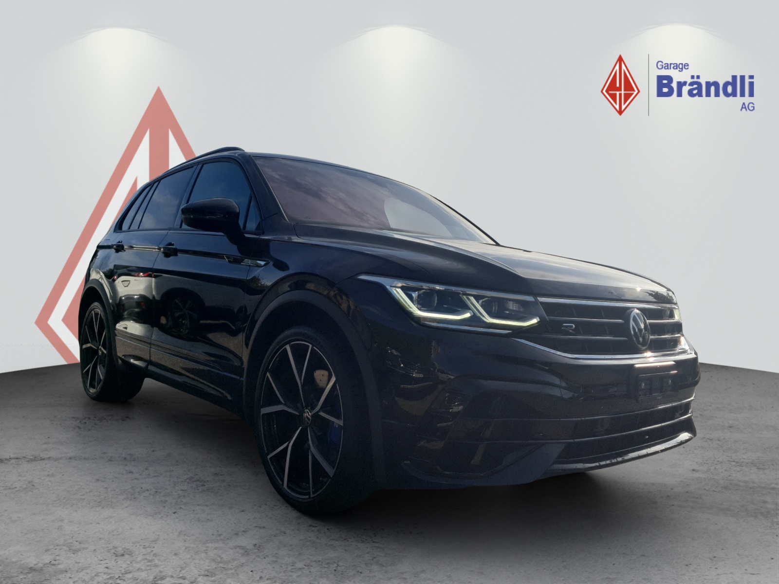 VW Tiguan 2.0 TSI R DSG 4 Motion-image-4
