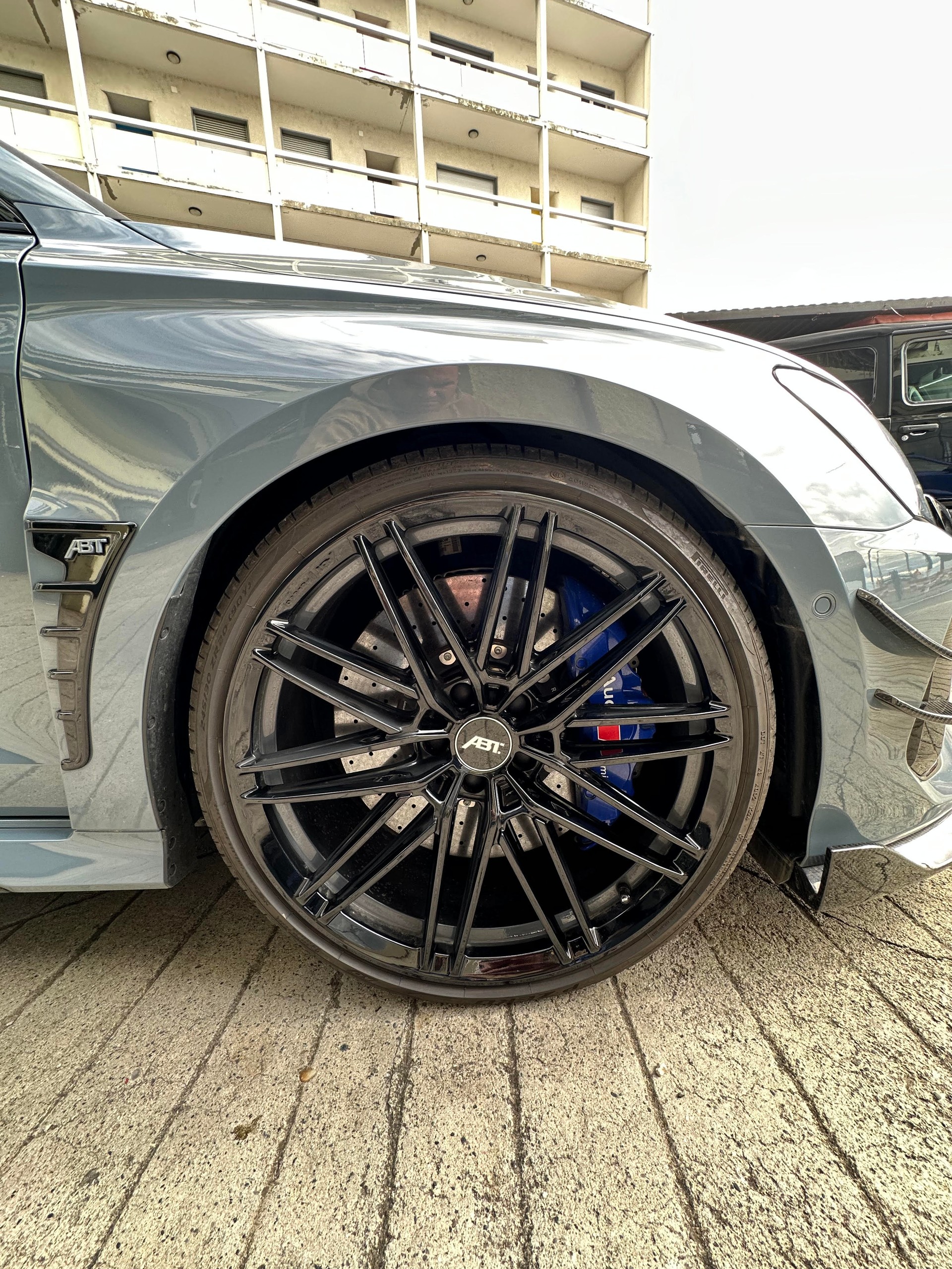 AUDI RS3-R Limousine 2.5 TSI quattro ABT R 1of200-image-12