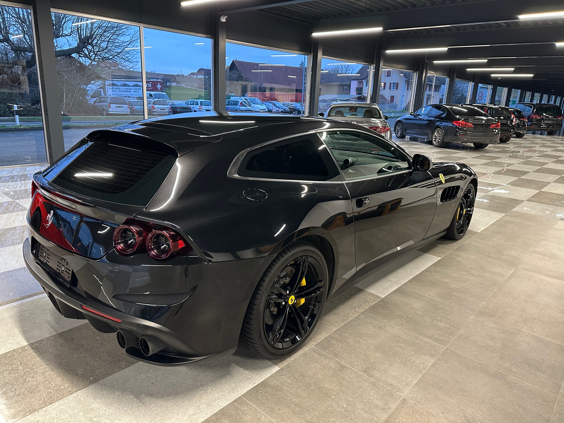 FERRARI GTC 4 Lusso-image-7