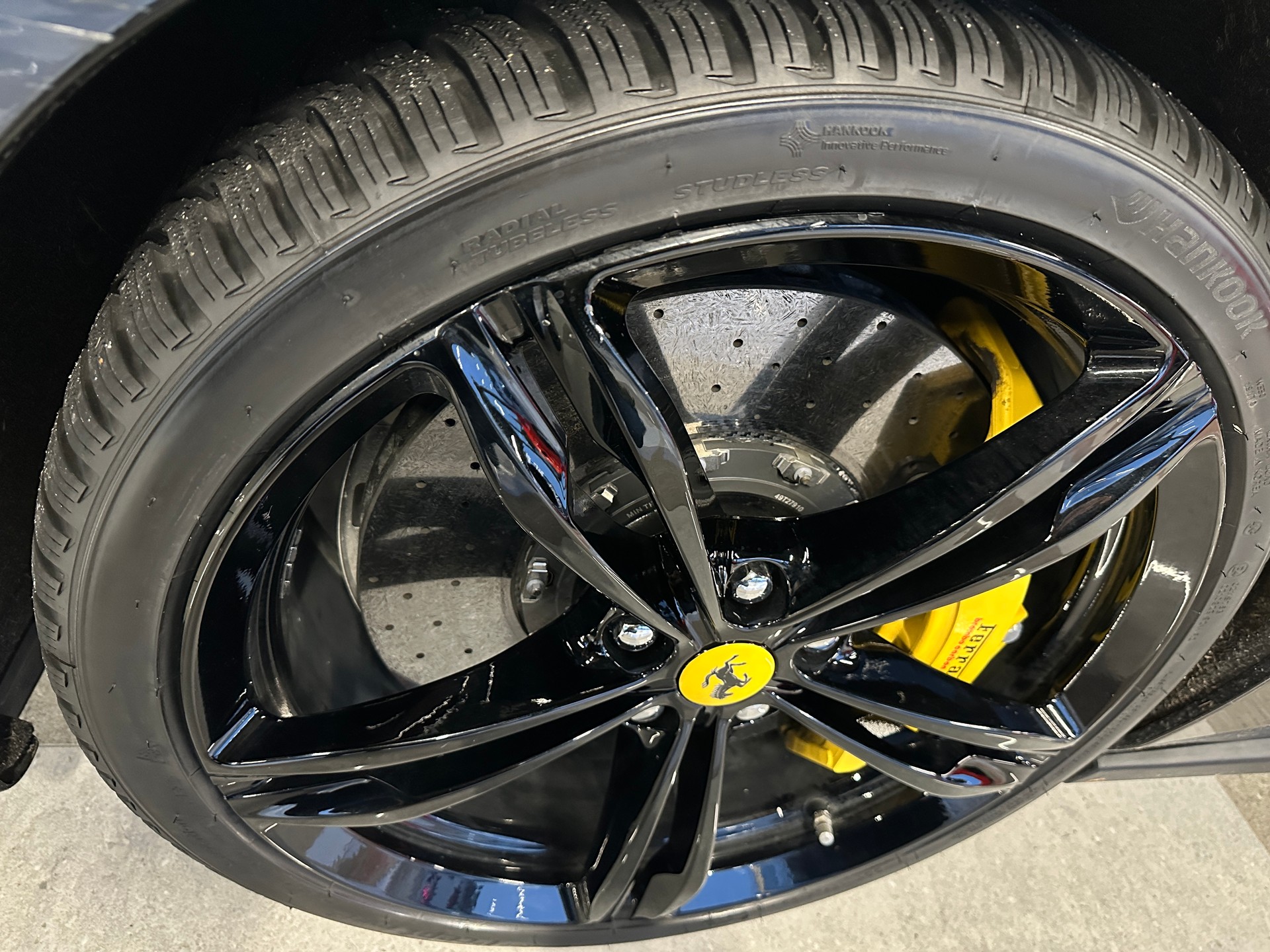 FERRARI GTC 4 Lusso-image-14
