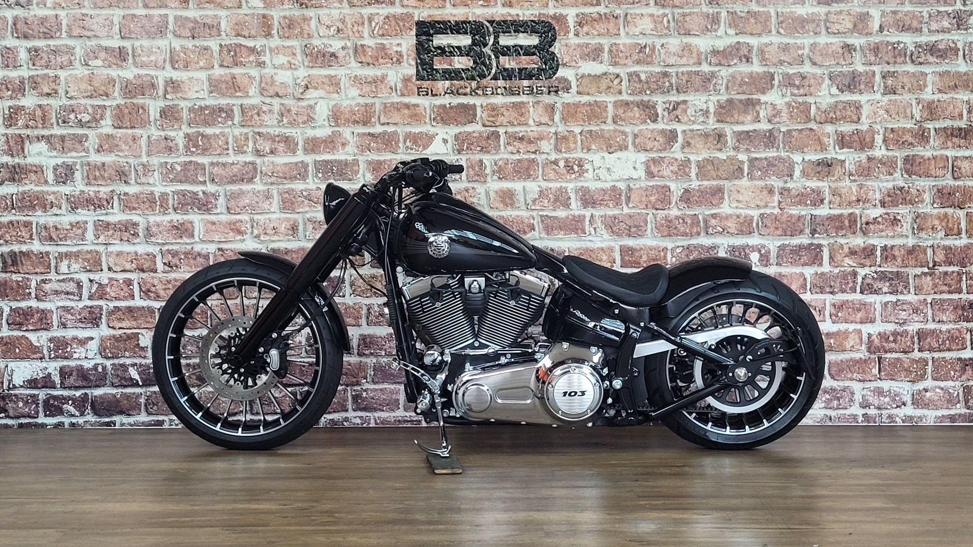 HARLEY-DAVIDSON FXSB Breakout 103 ABS-image-4