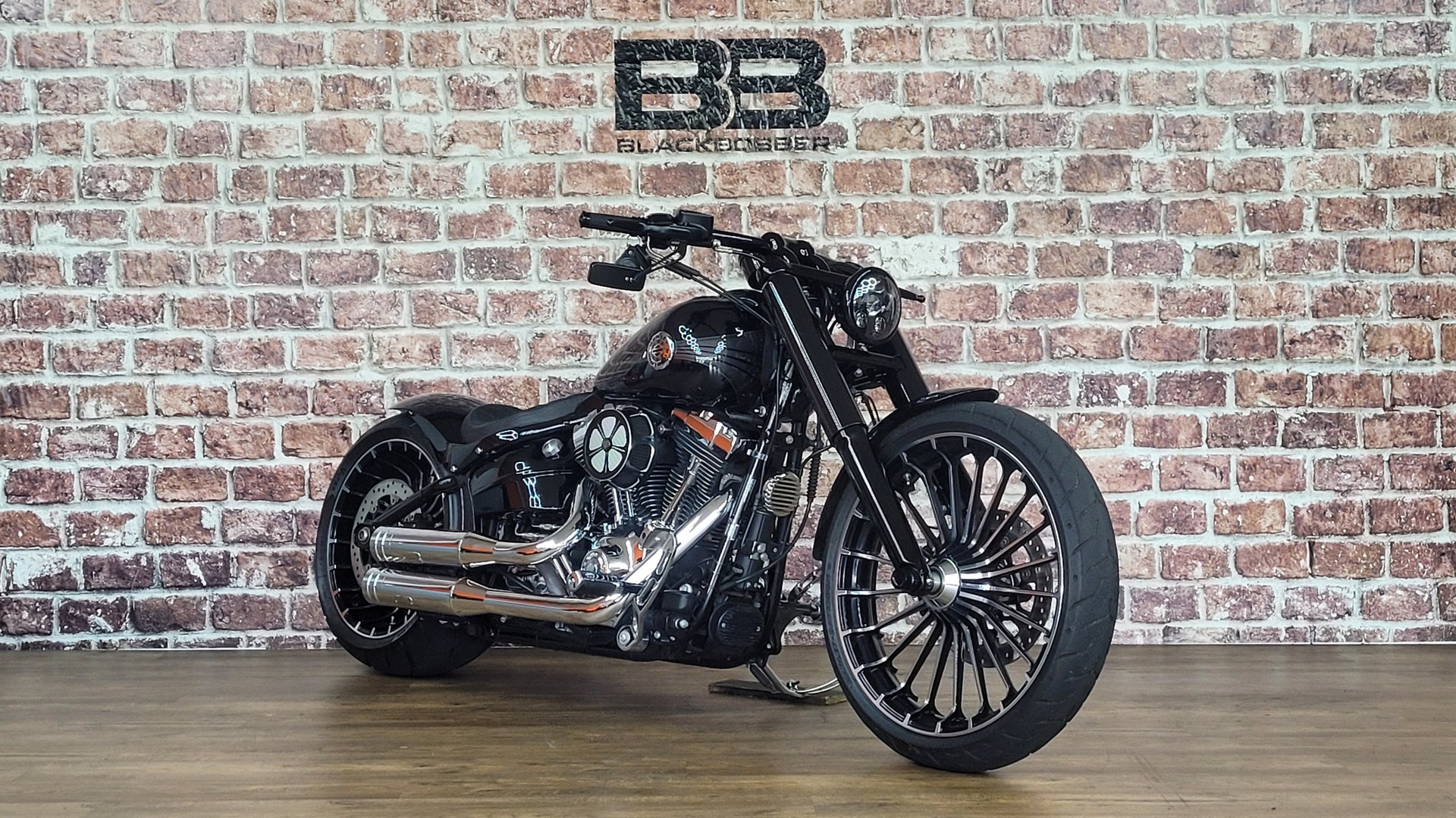 HARLEY-DAVIDSON FXSB Breakout 103 ABS-image-0