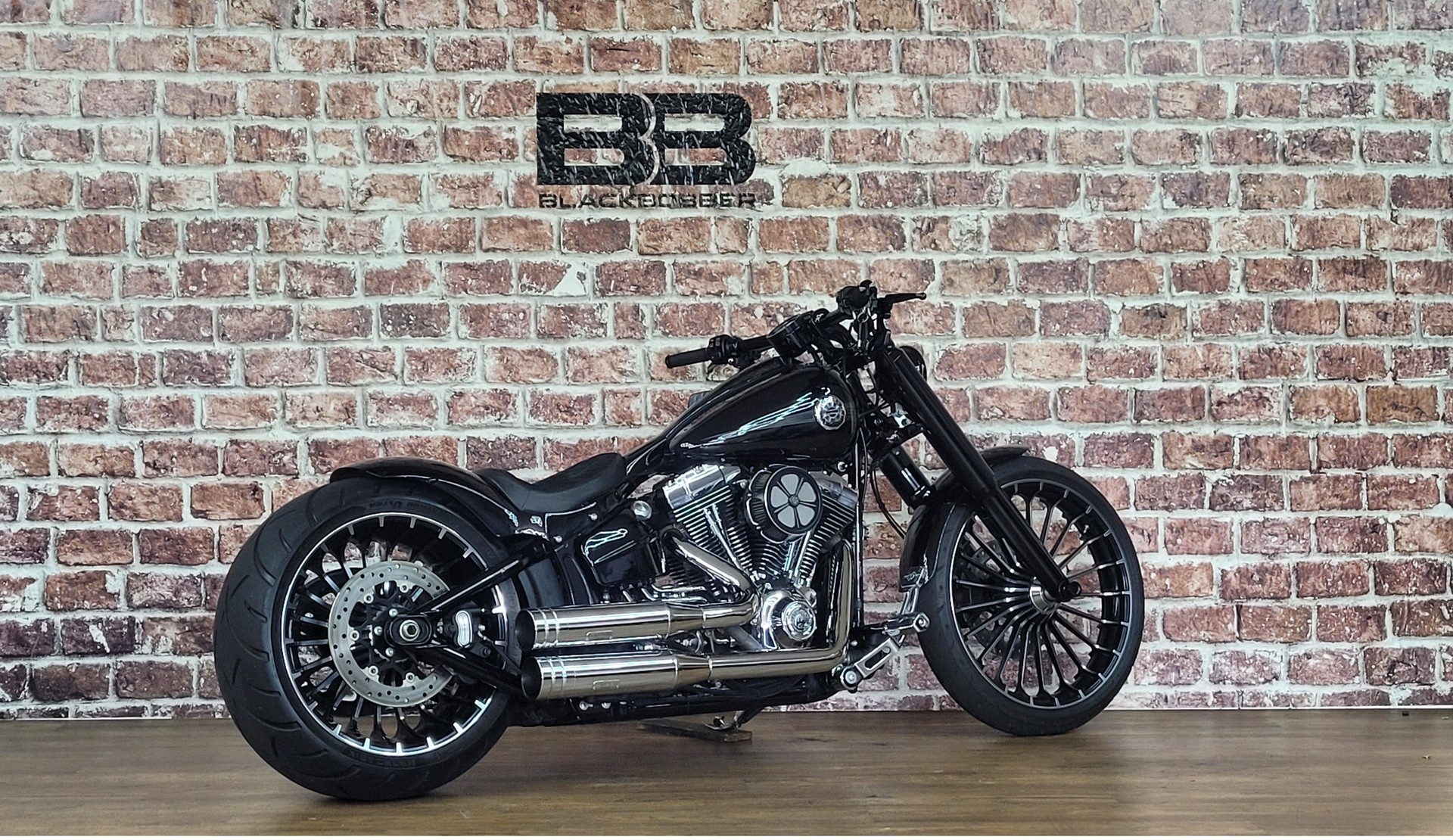 HARLEY-DAVIDSON FXSB Breakout 103 ABS-image-2