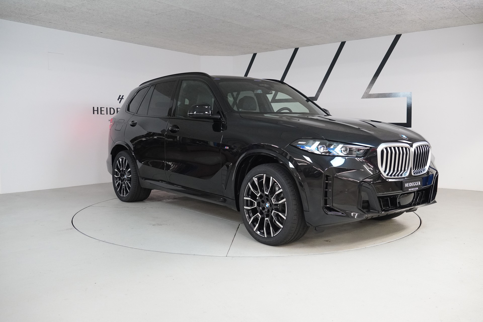 BMW X5 xDrive 48V 30d M Sport Steptronic-image-2