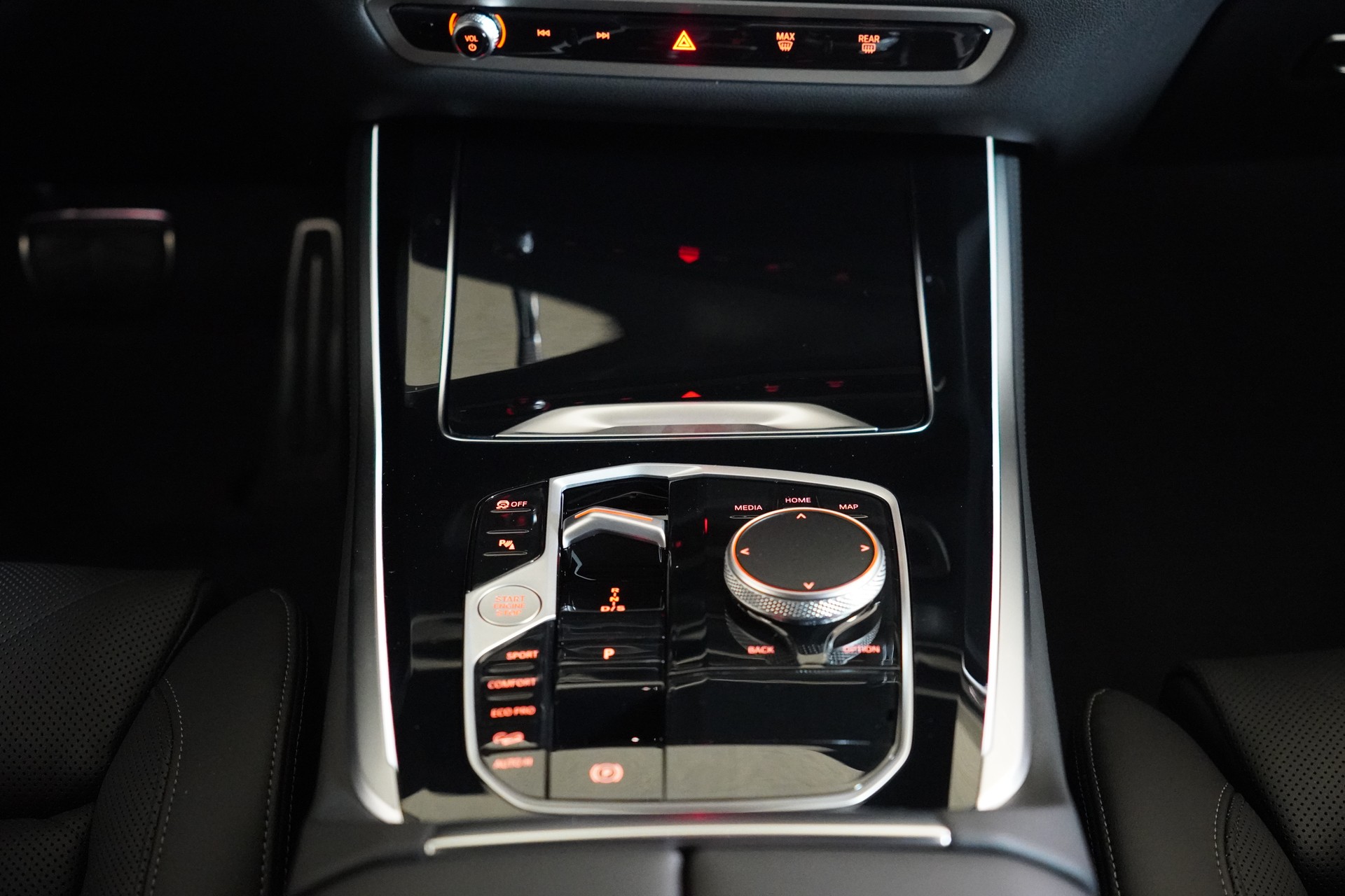 BMW X5 xDrive 48V 30d M Sport Steptronic-image-19