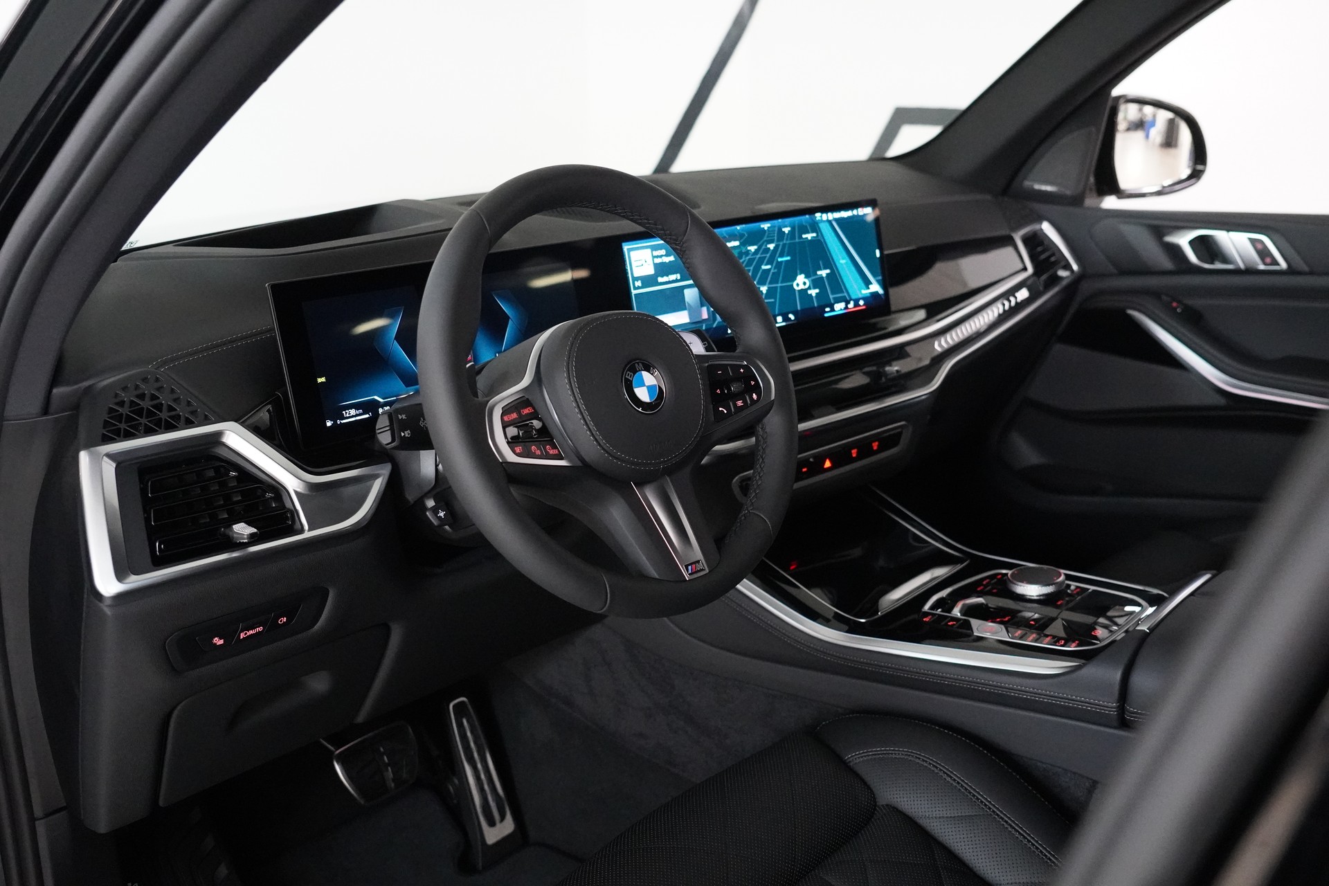 BMW X5 xDrive 48V 30d M Sport Steptronic-image-21