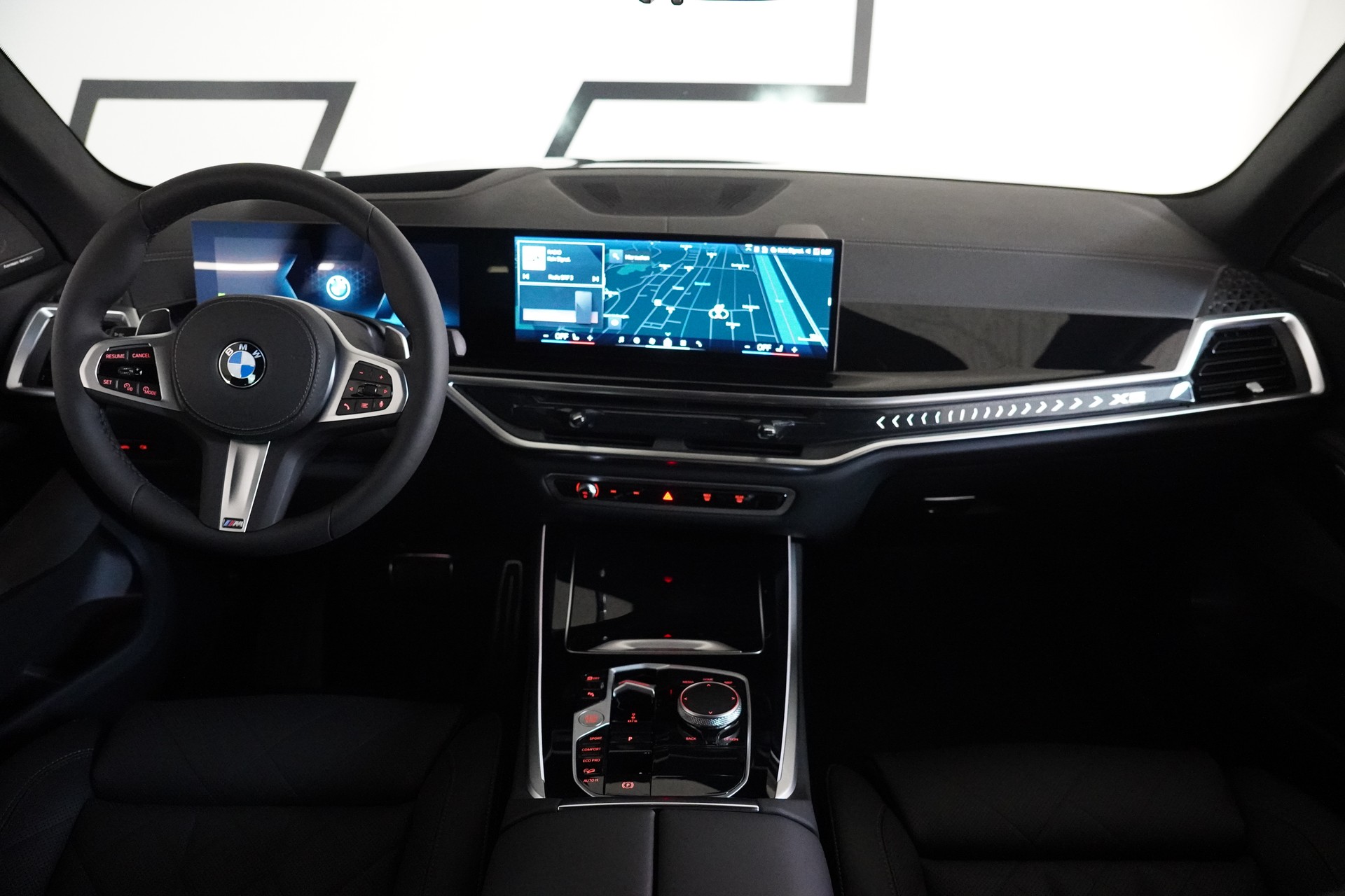 BMW X5 xDrive 48V 30d M Sport Steptronic-image-17