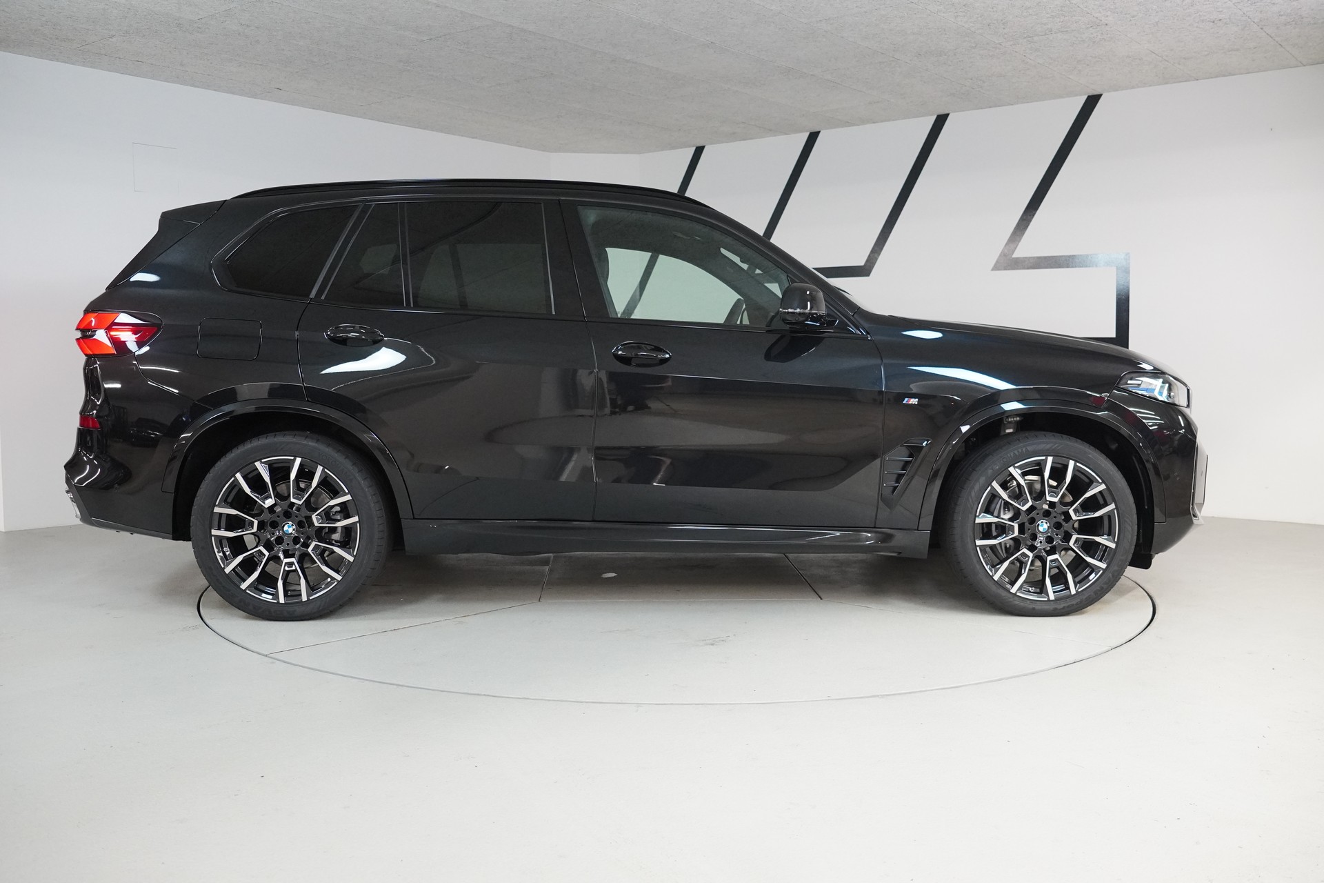 BMW X5 xDrive 48V 30d M Sport Steptronic-image-7