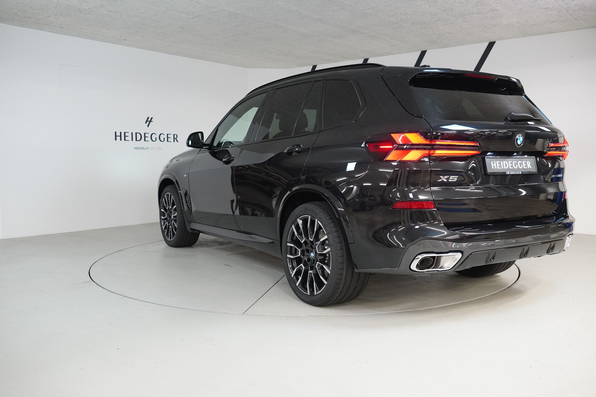 BMW X5 xDrive 48V 30d M Sport Steptronic-image-4