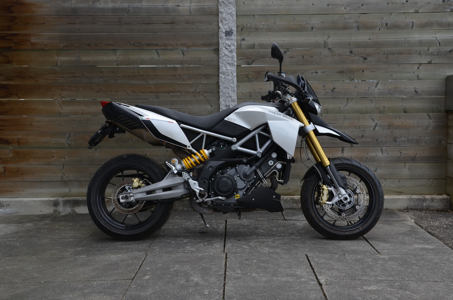 APRILIA Dorsoduro 1200 ABS/TC