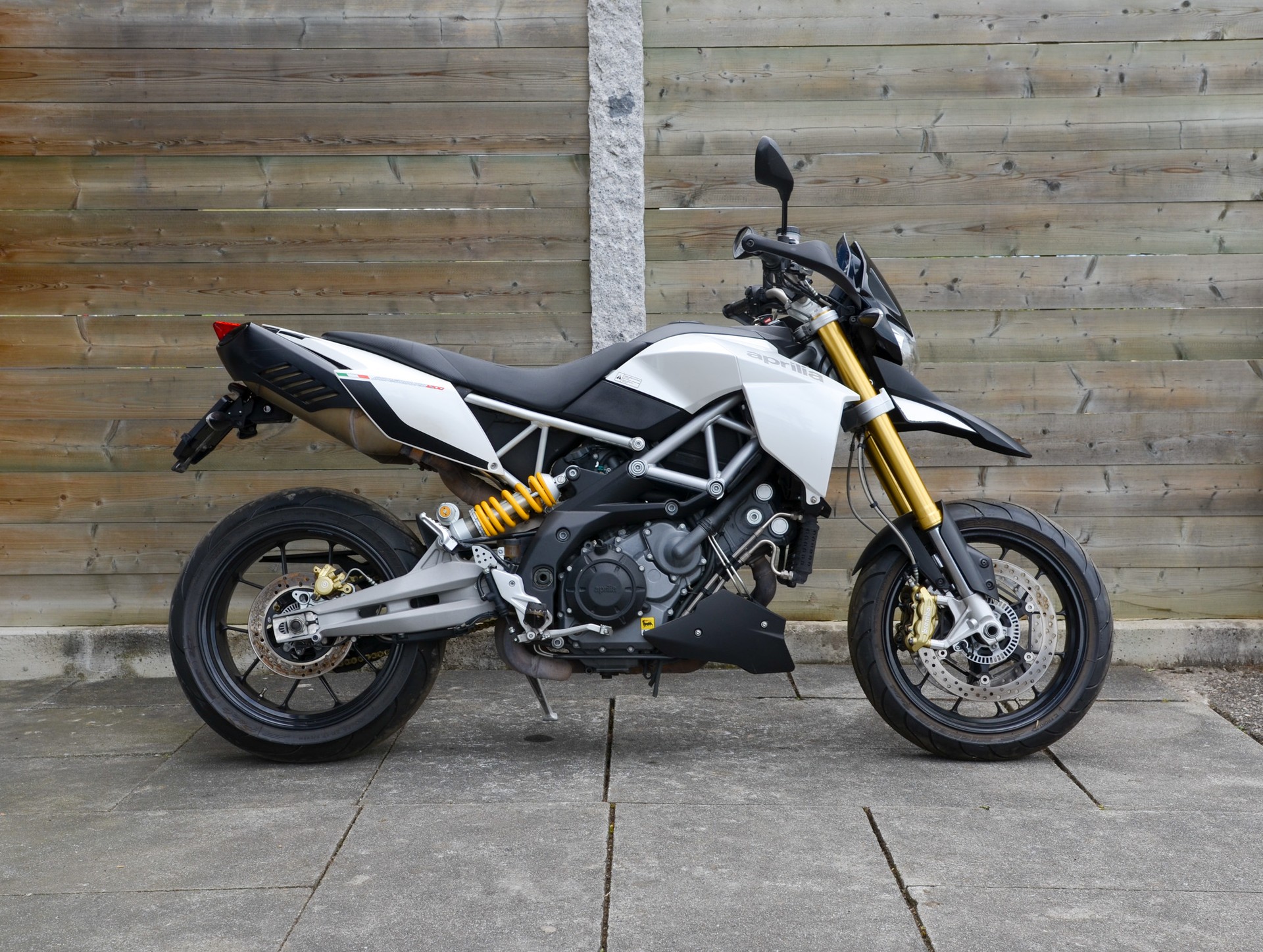 APRILIA Dorsoduro 1200 ABS/TC