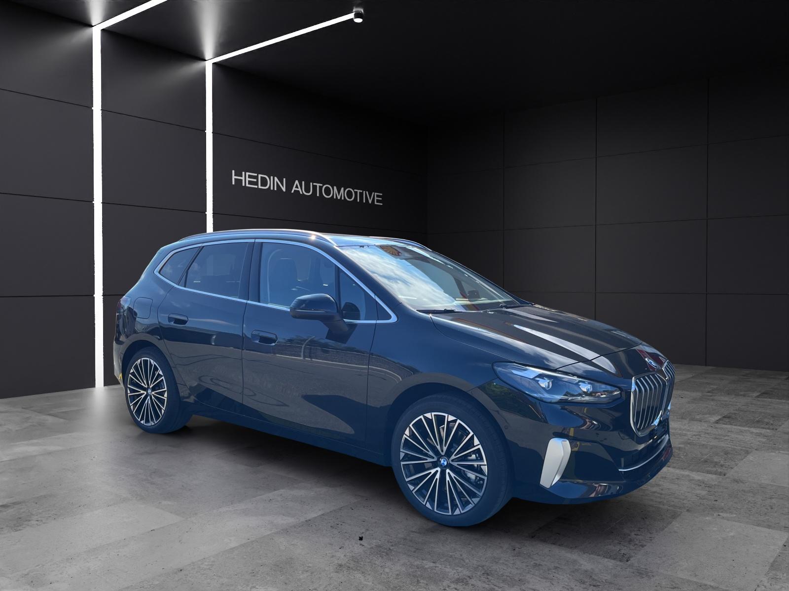 BMW 230e xDrive Active Tourer-image-17