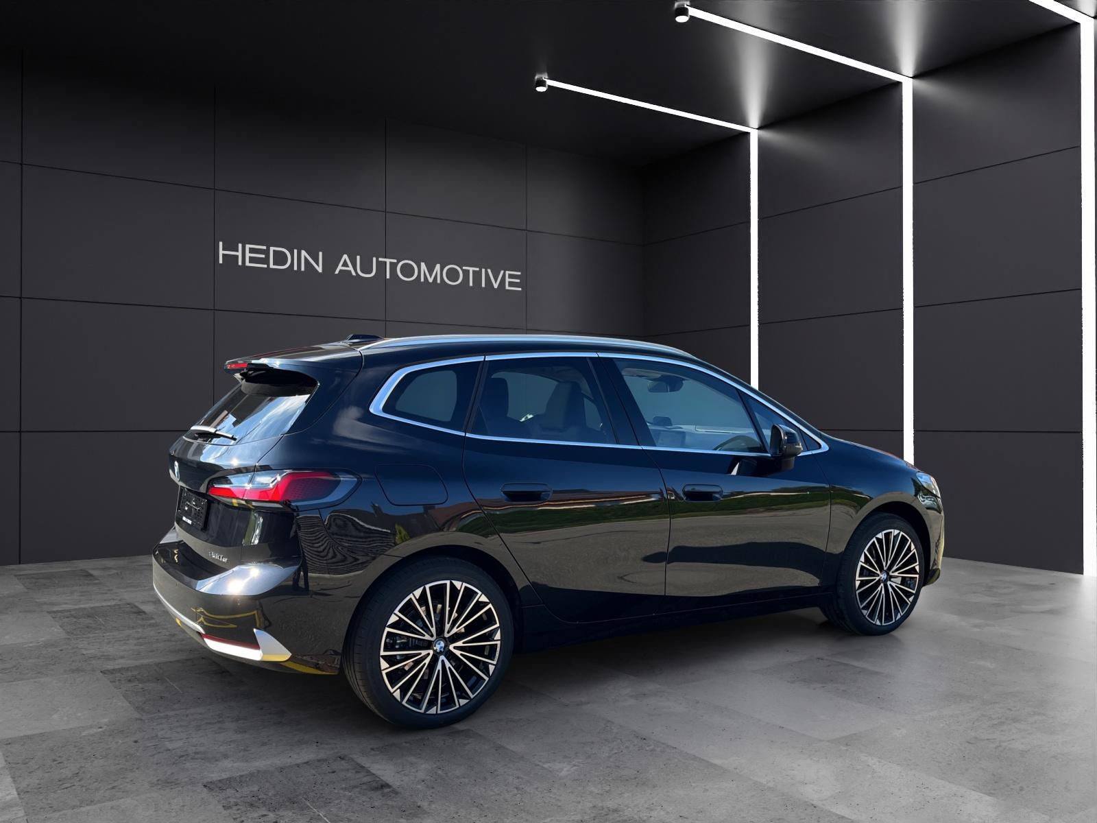 BMW 230e xDrive Active Tourer-image-15