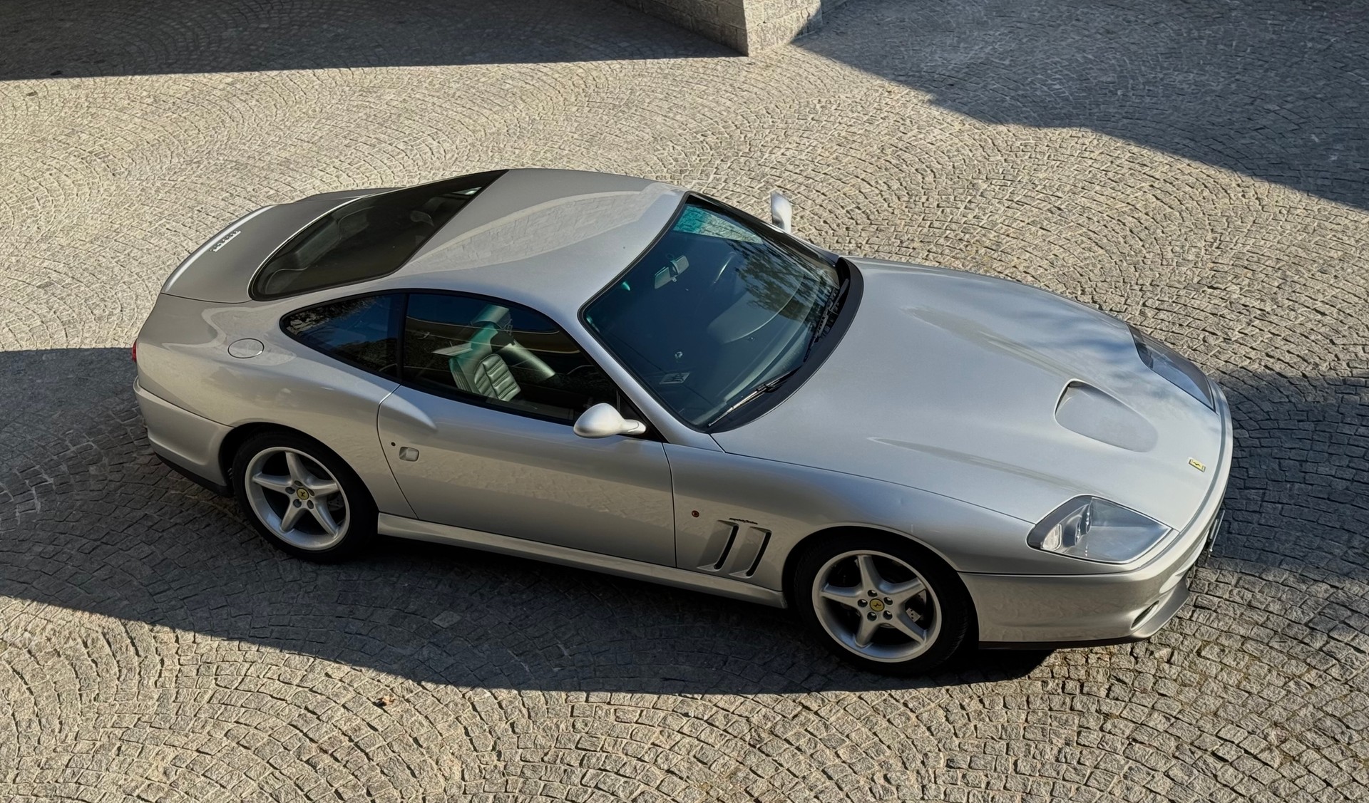 FERRARI F550 Maranello