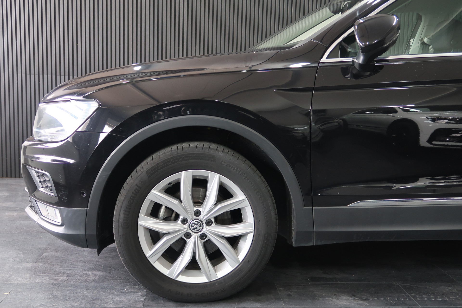 VW Tiguan 1.4TSI 4Motion DSG / CH / MFK / GARANTIE-image-12