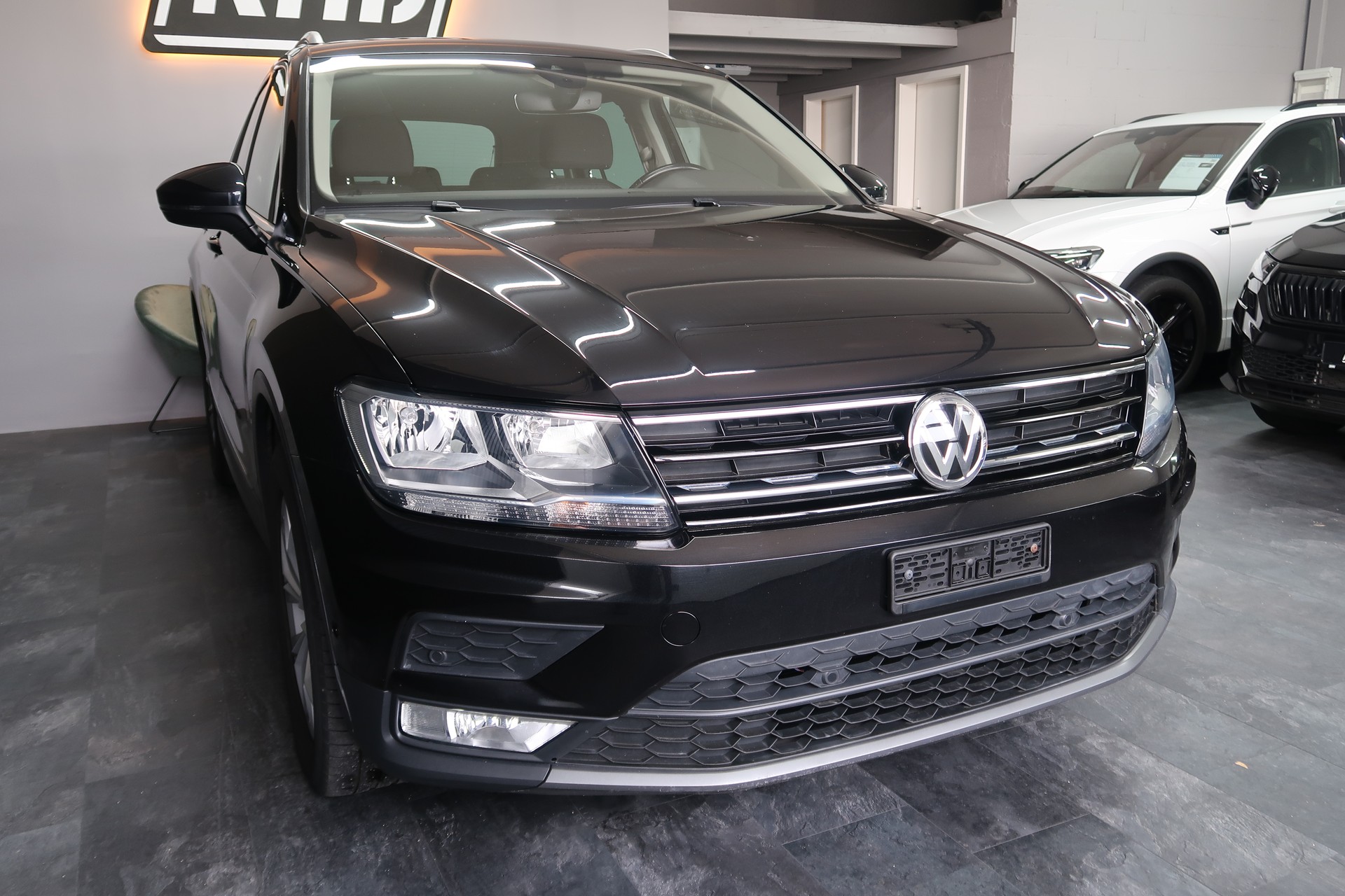 VW Tiguan 1.4TSI 4Motion DSG / CH / MFK / GARANTIE-image-5
