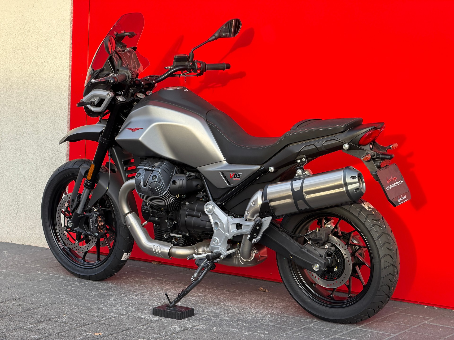 MOTO GUZZI V85 TT Strada E5+-image-12