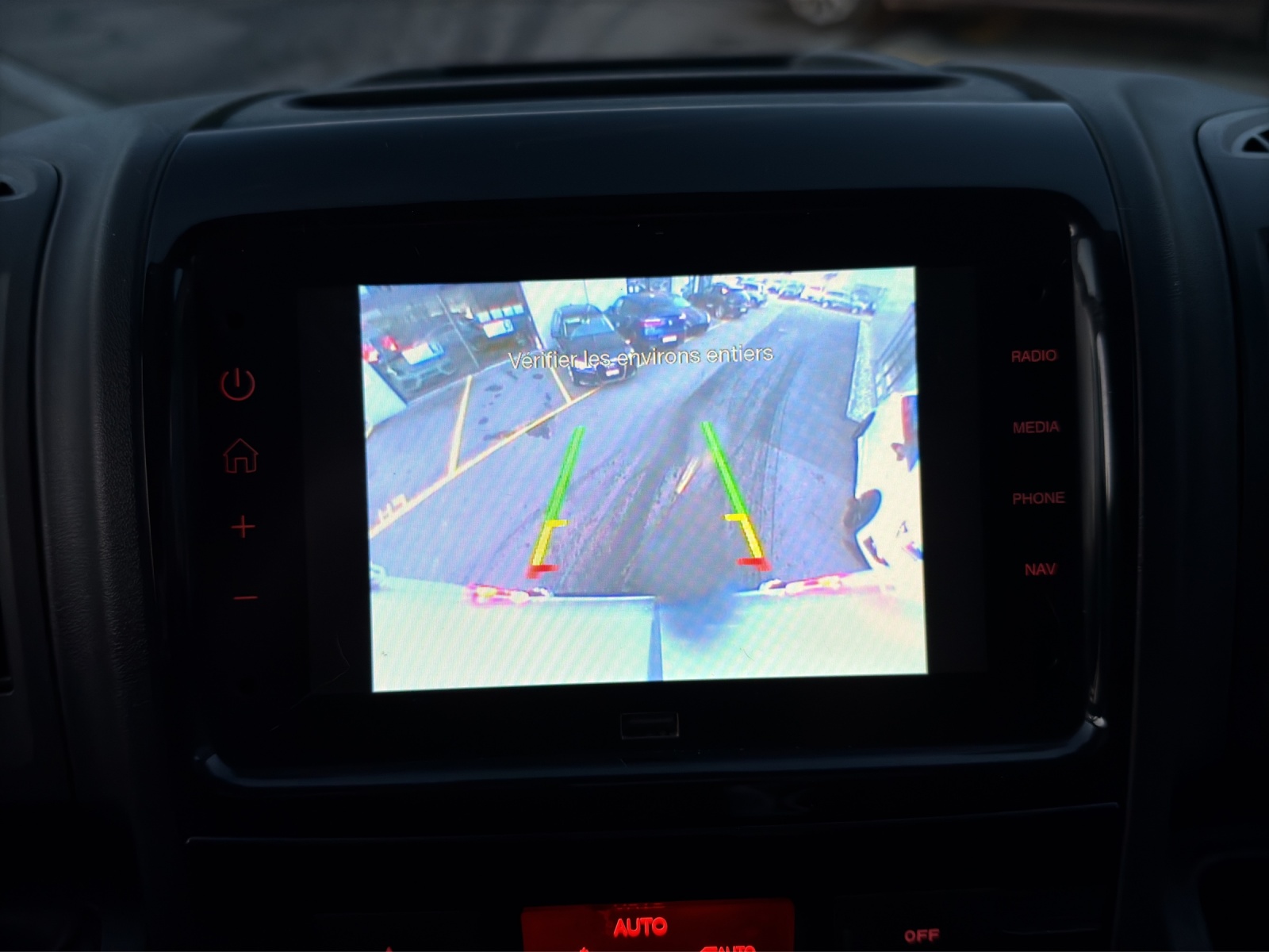 CITROEN Jumper 35 2.2 BlueHDi 140 Control L3H2-image-22
