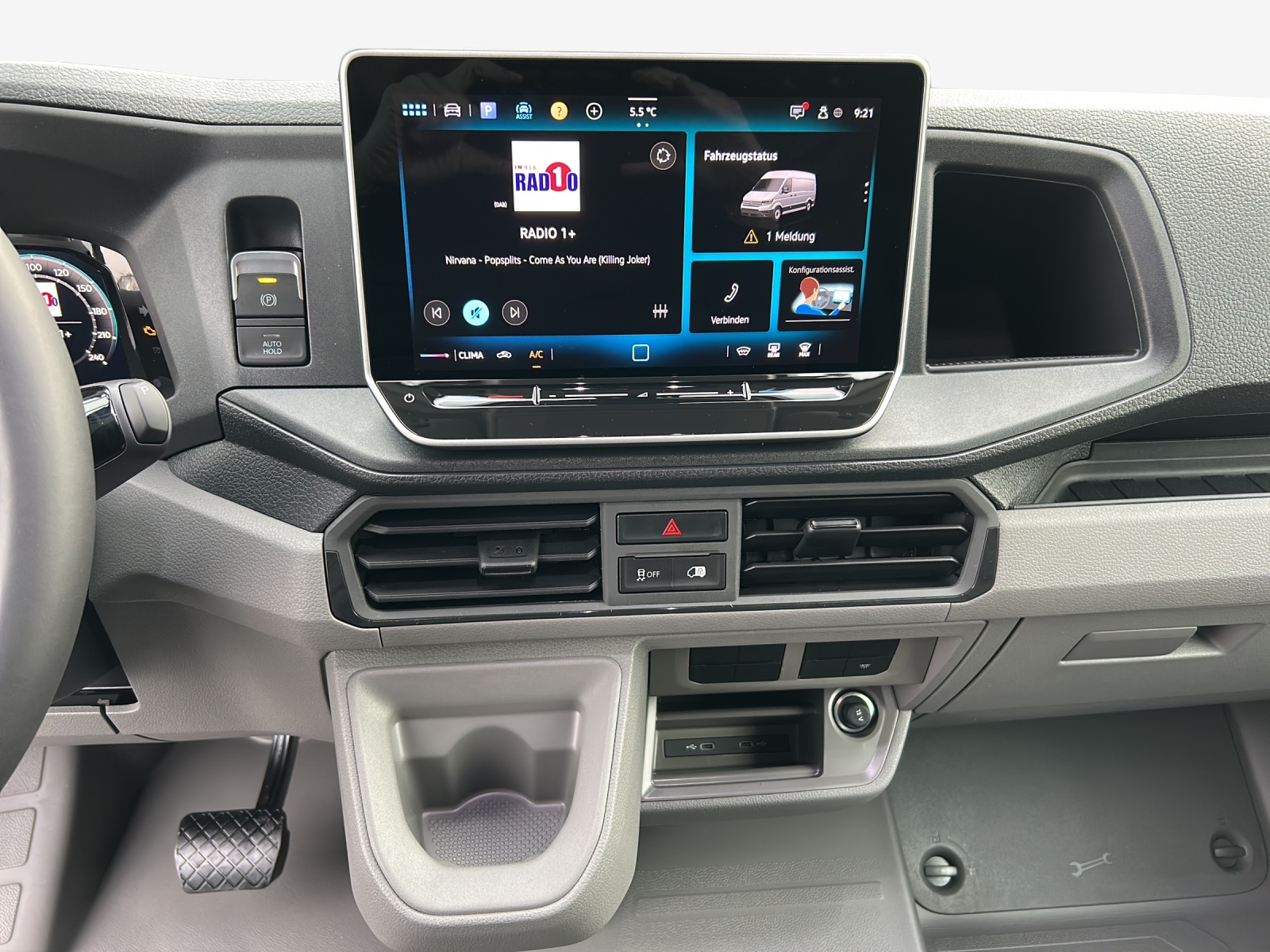 VW Crafter 35 2.0 BiTDI Entry L3 A-image-10