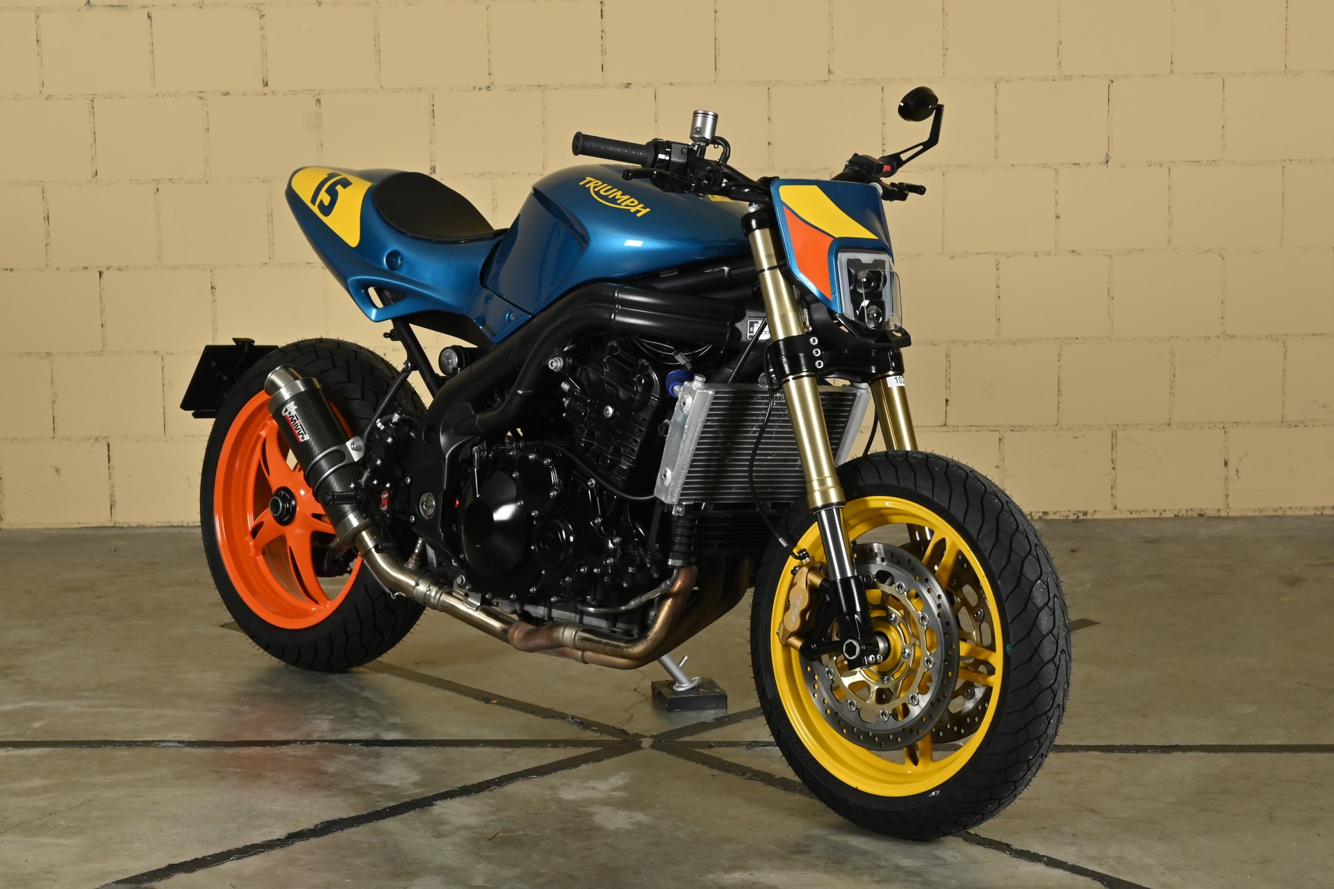 TRIUMPH Speed Triple 1050-image-1