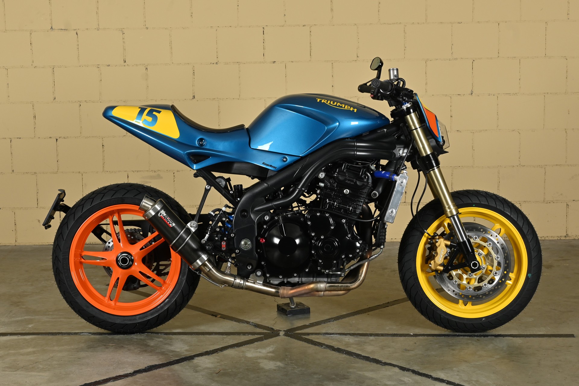 TRIUMPH Speed Triple 1050-image-0