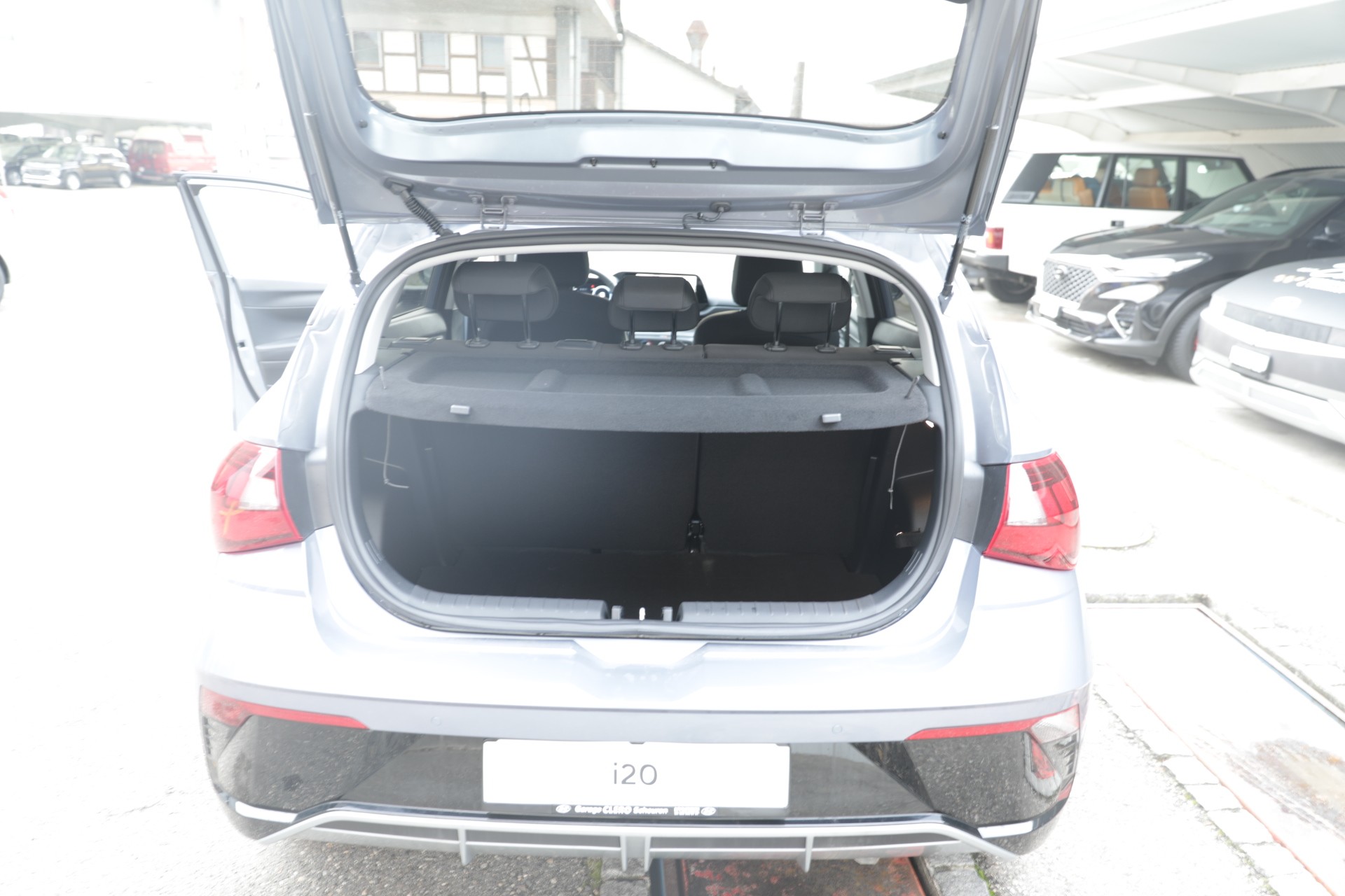 HYUNDAI i20 1.0 T-GDi Amplia-image-22