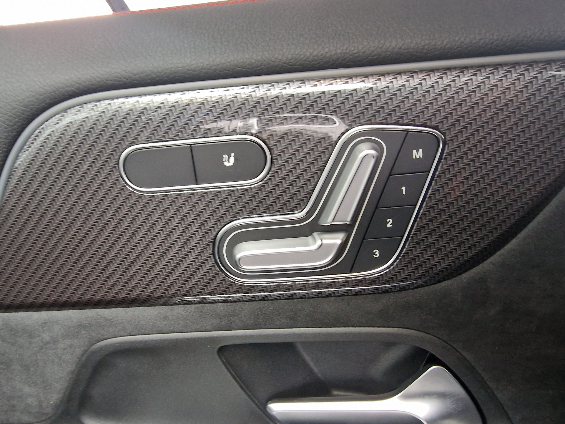 MERCEDES-BENZ GLA 220 4Matic 8G-DCT AMG Line 8xAlu Multibeam-image-24