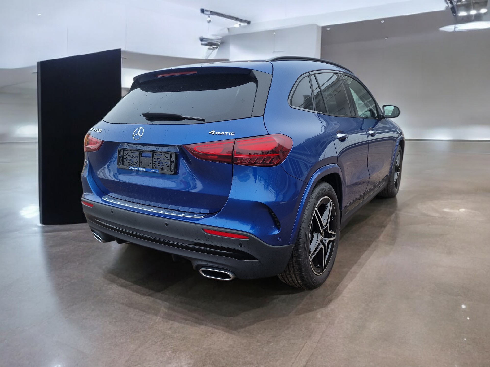 MERCEDES-BENZ GLA 220 4Matic 8G-DCT AMG Line 8xAlu Multibeam-image-6