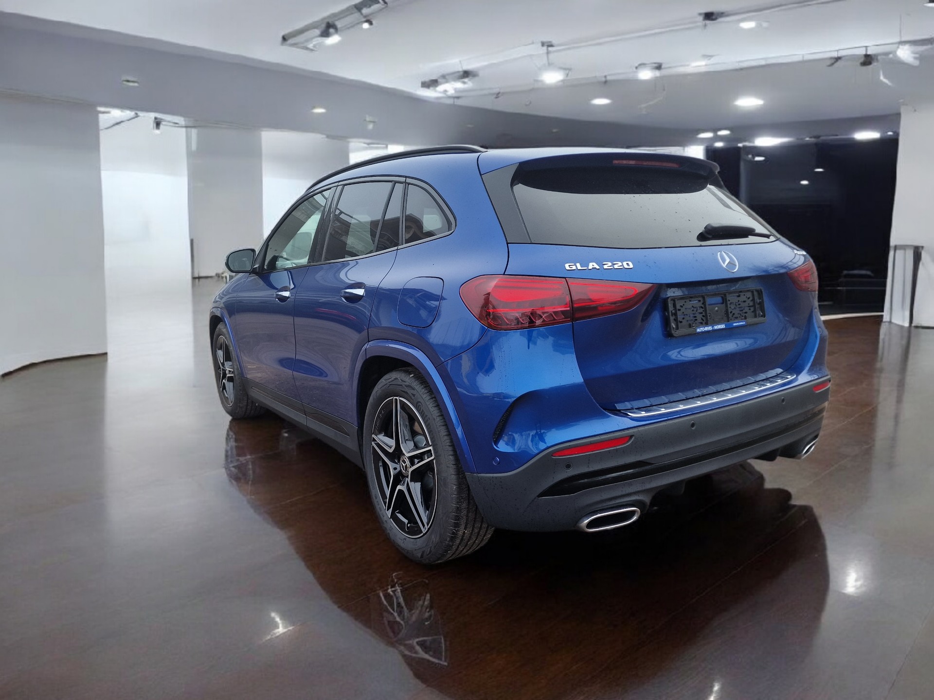 MERCEDES-BENZ GLA 220 4Matic 8G-DCT AMG Line 8xAlu Multibeam-image-8