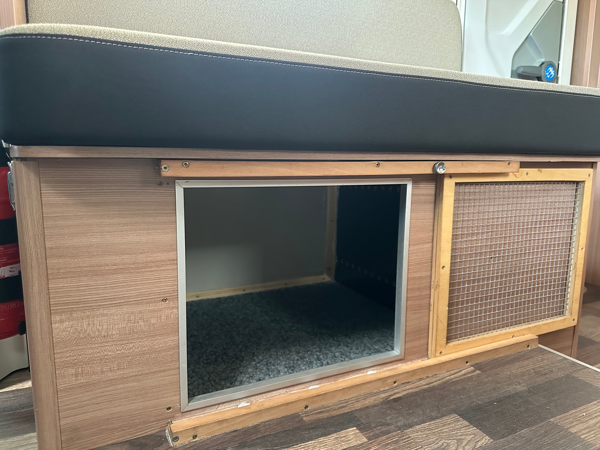 KNAUS 650MF-image-8