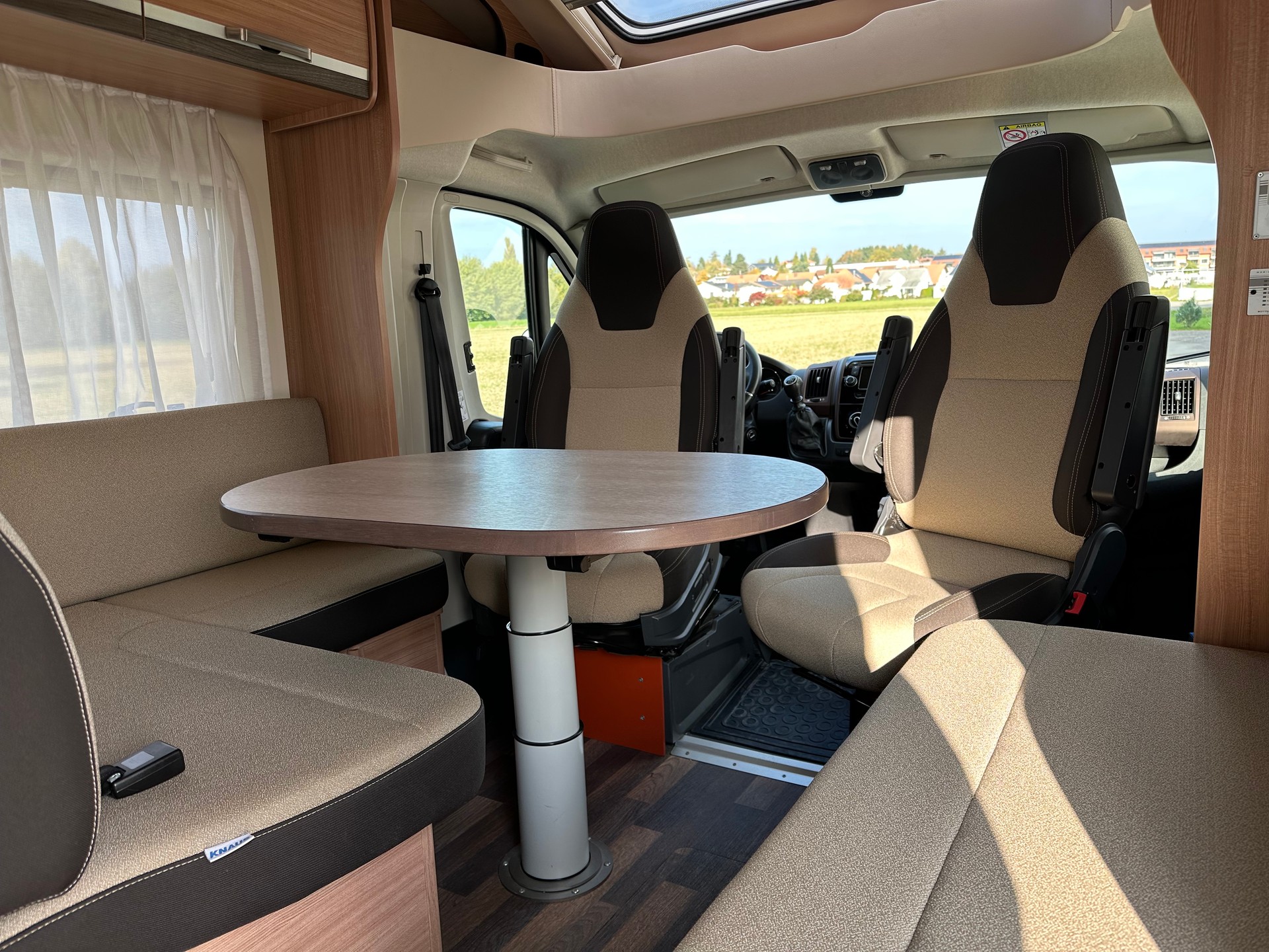 KNAUS 650MF-image-7