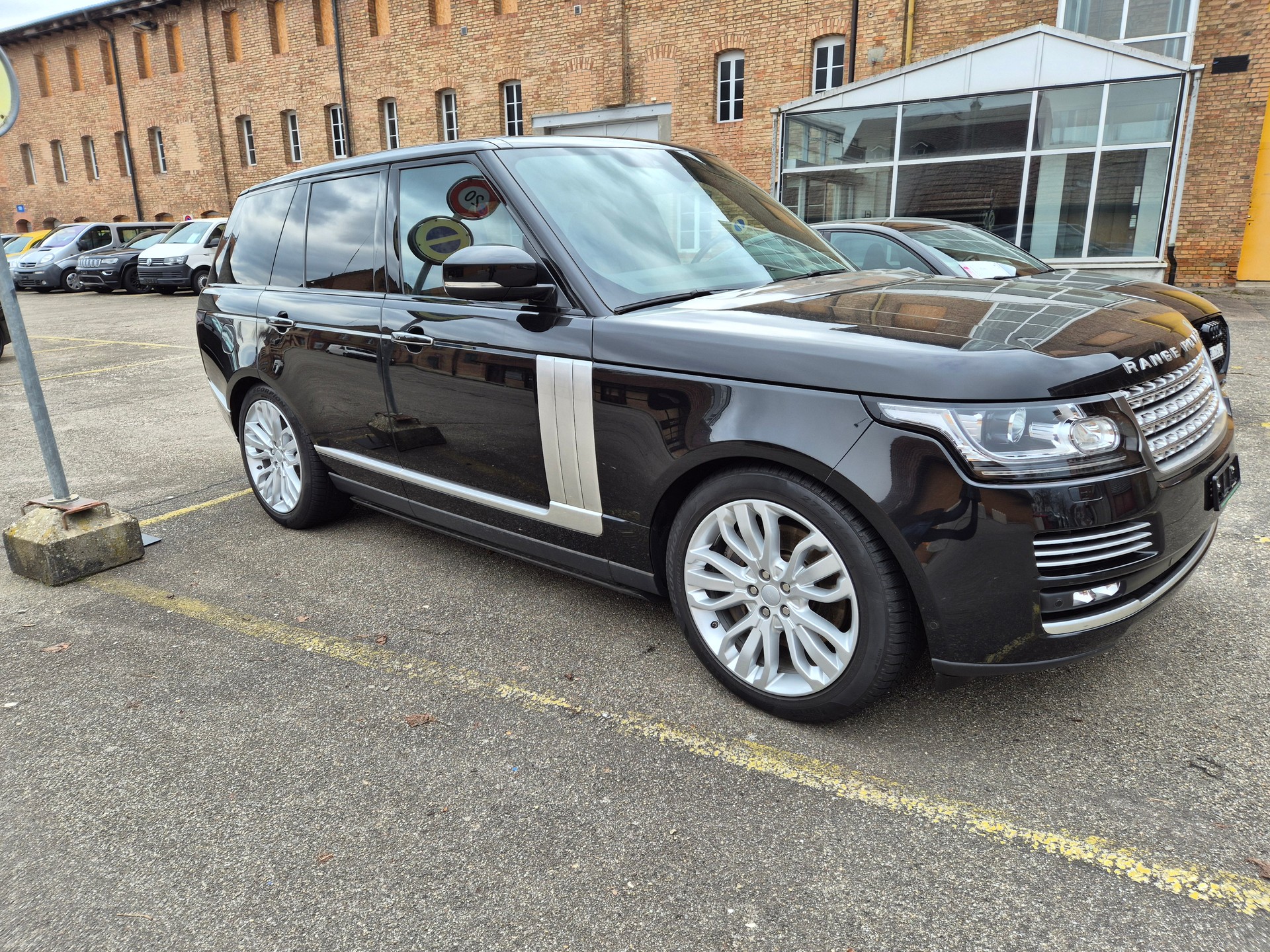 LAND ROVER Range Rover 3.0 V6 SC SV Autobiography Automatic-image-12