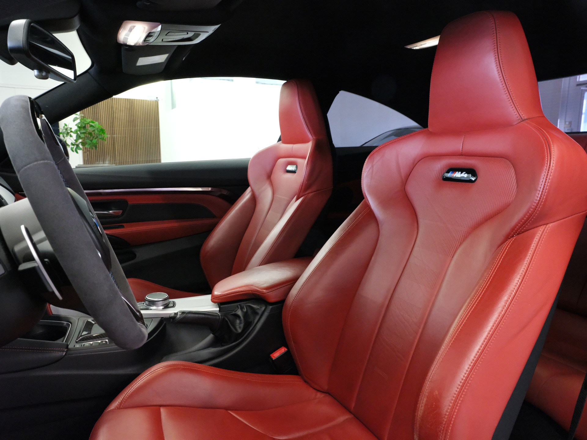 BMW M4 Coupé *Carbon Paket* *Shadow Line*-image-16