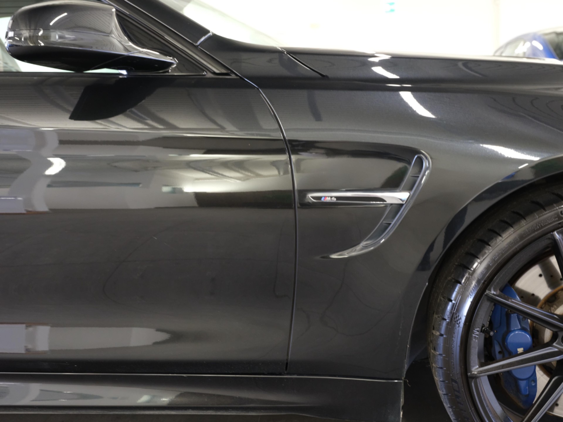 BMW M4 Coupé *Carbon Paket* *Shadow Line*-image-14