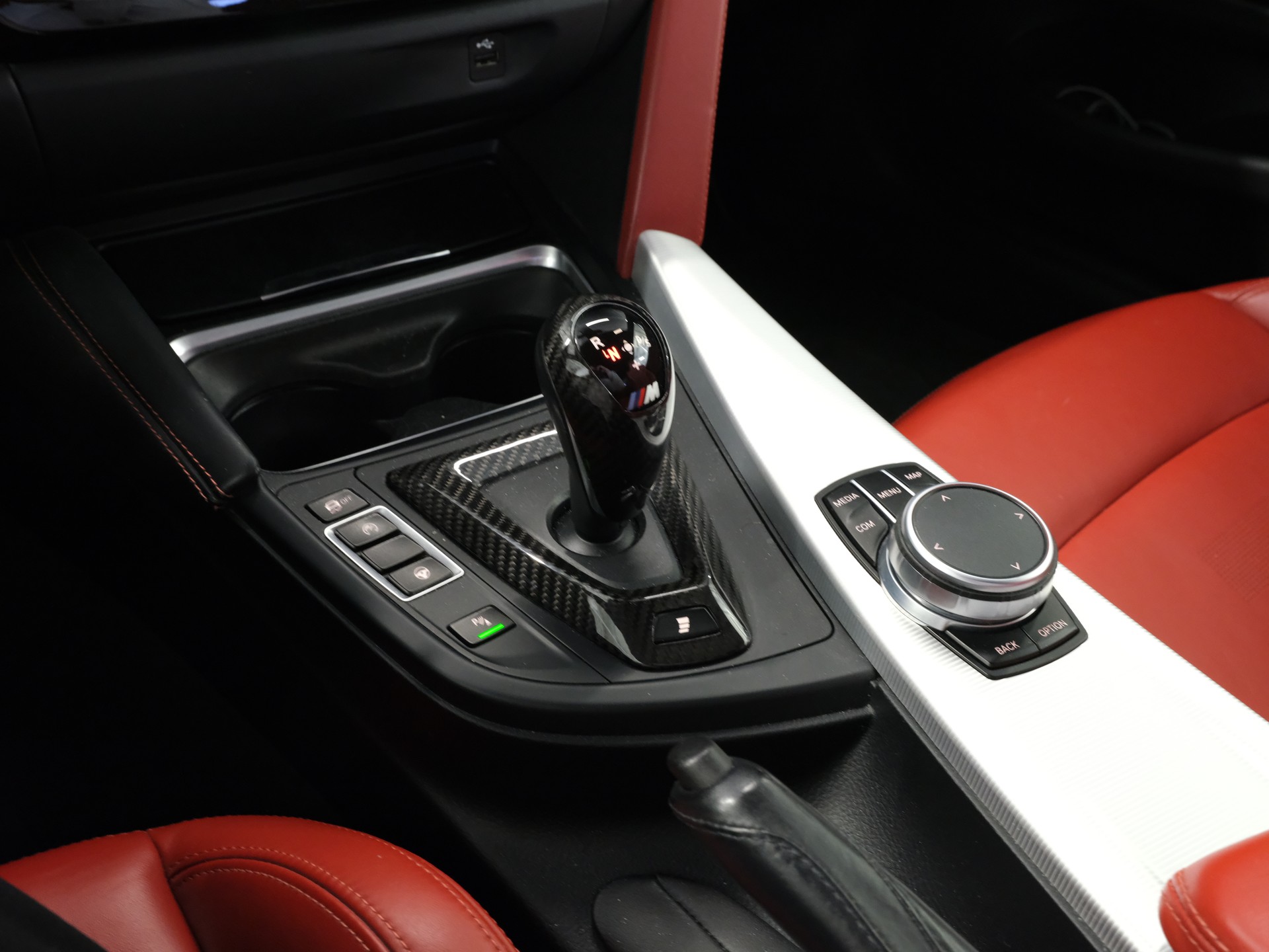 BMW M4 Coupé *Carbon Paket* *Shadow Line*-image-23