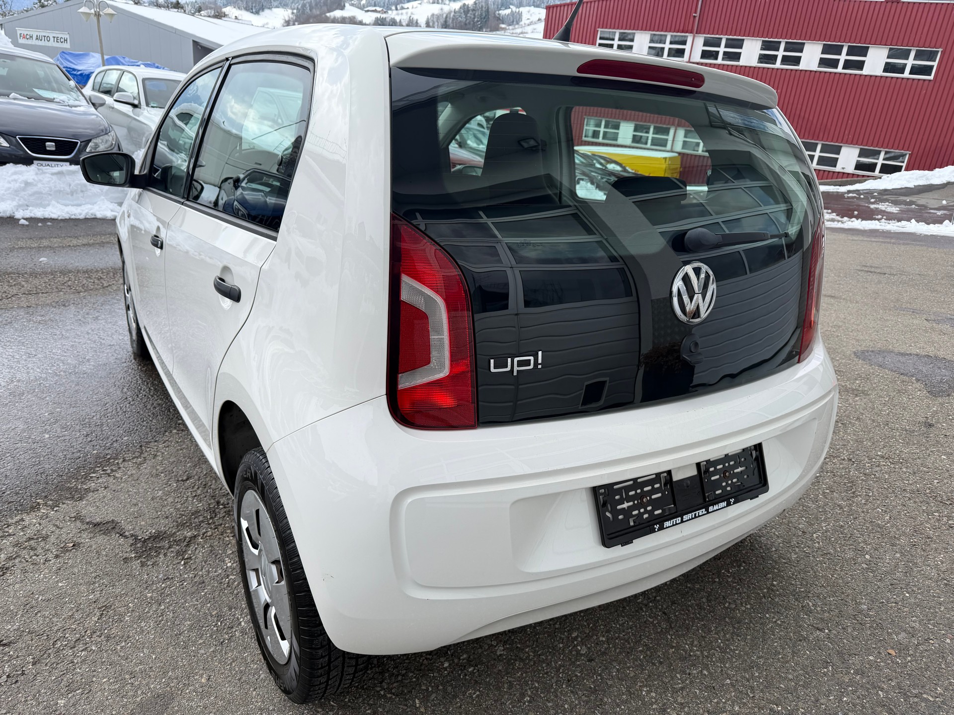 VW Up 1.0 take up-image-2
