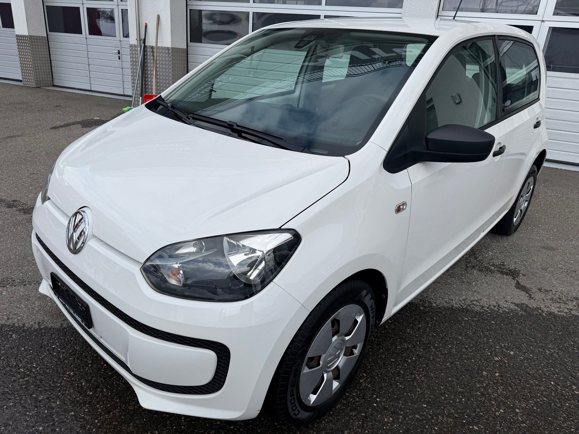 VW Up 1.0 take up-image-0