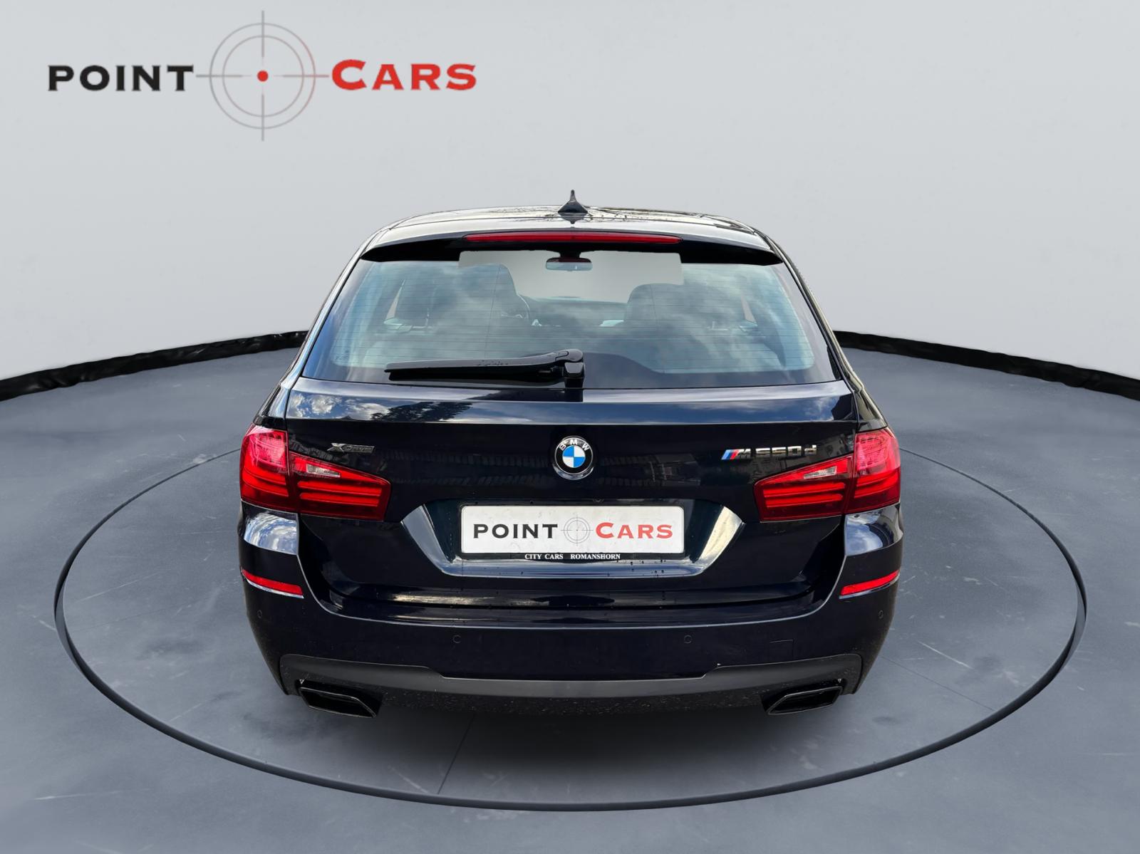 BMW M550d Touring xDrive Steptronic-image-3