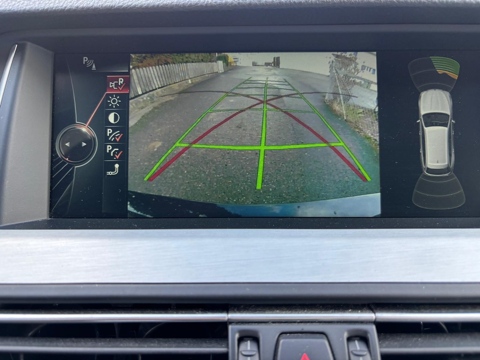 BMW M550d Touring xDrive Steptronic-image-15